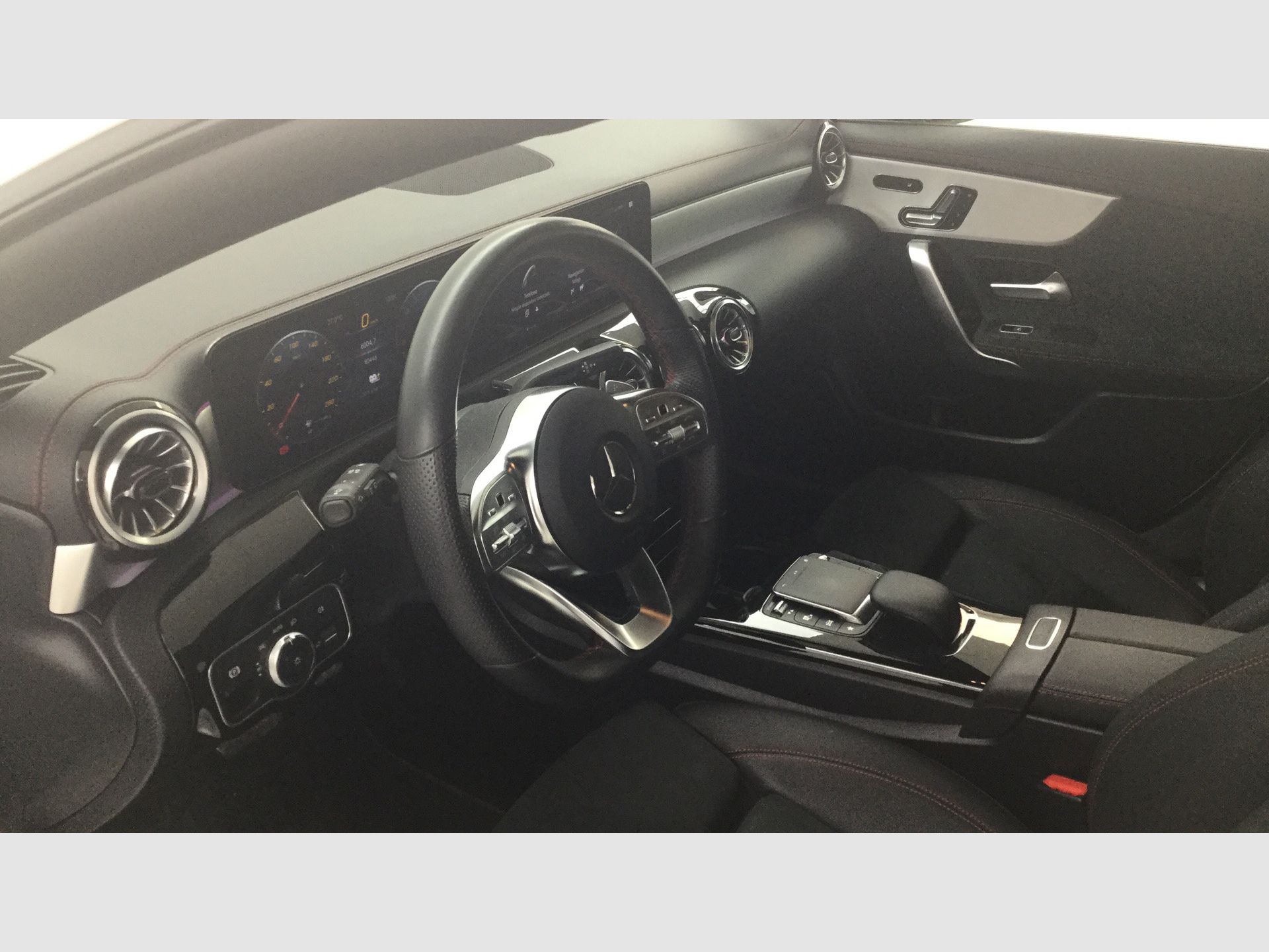 Mercedes-Benz CLA - 6