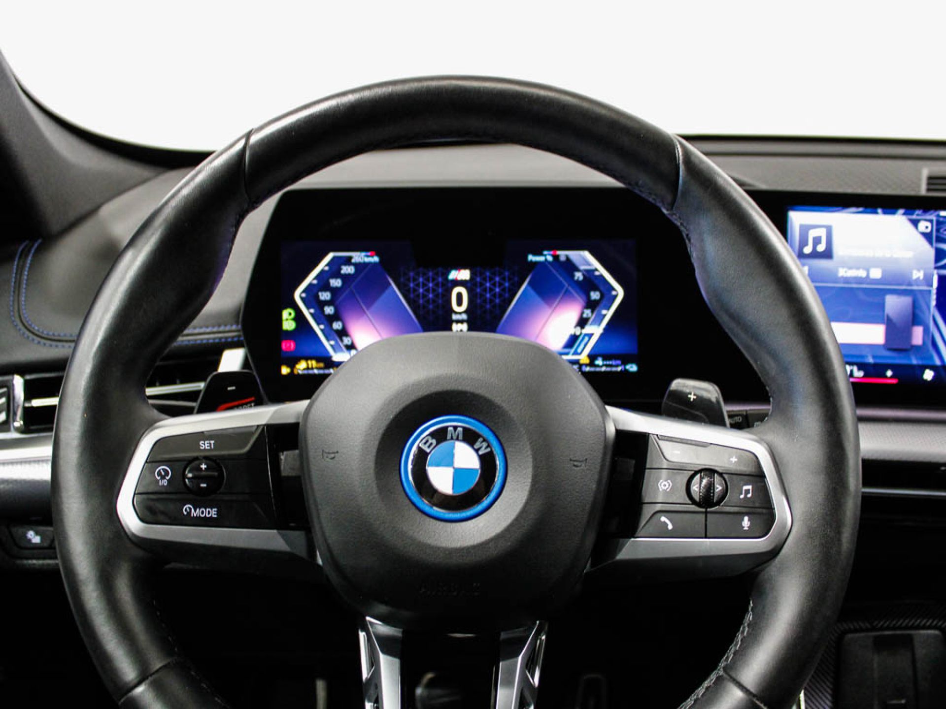 BMW X1 - 12
