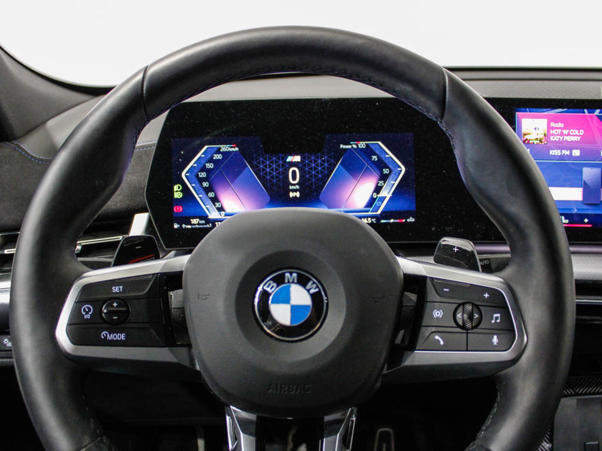 BMW X2 - 12