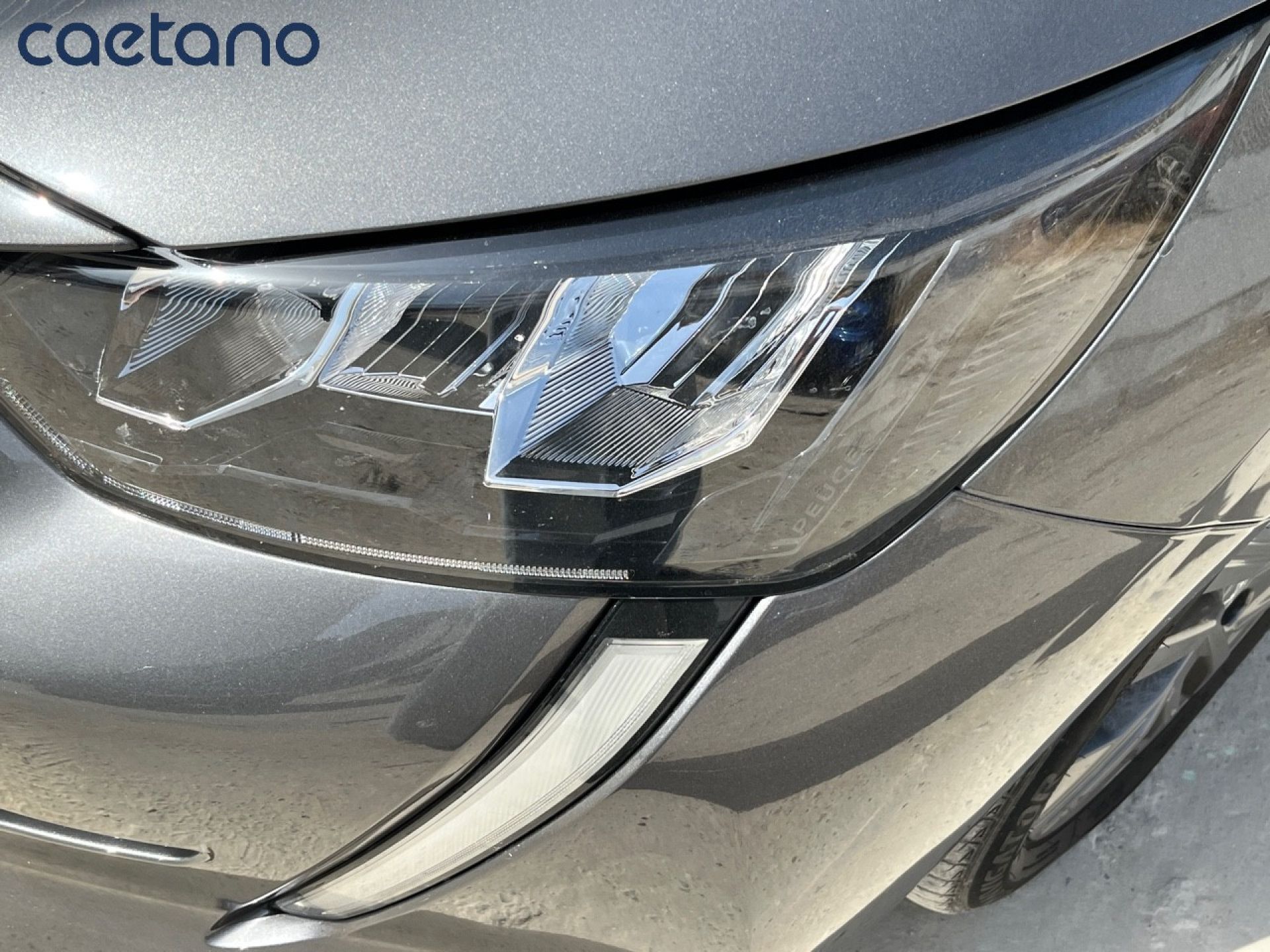Peugeot 208 - 9