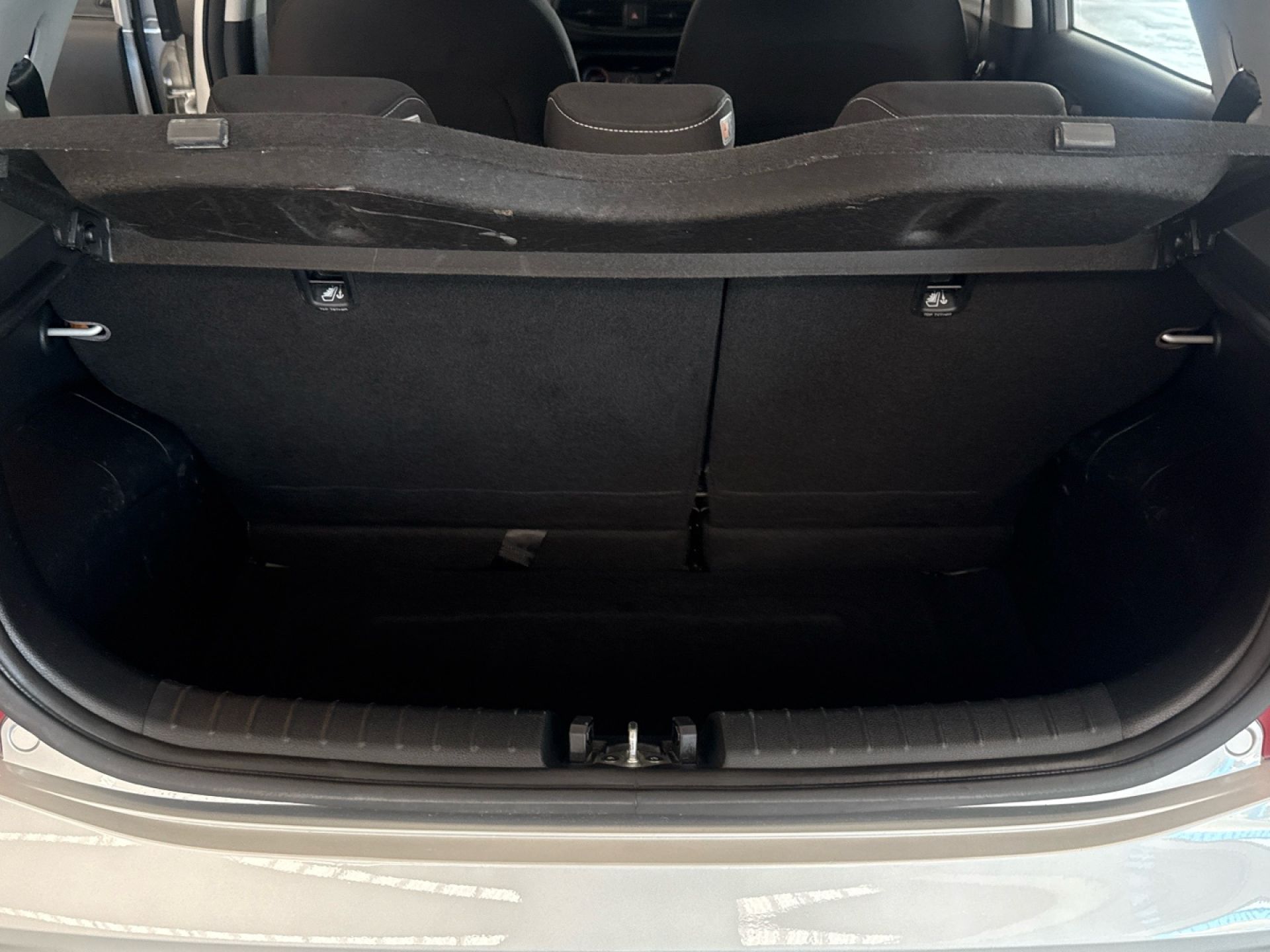 Kia Picanto - 12