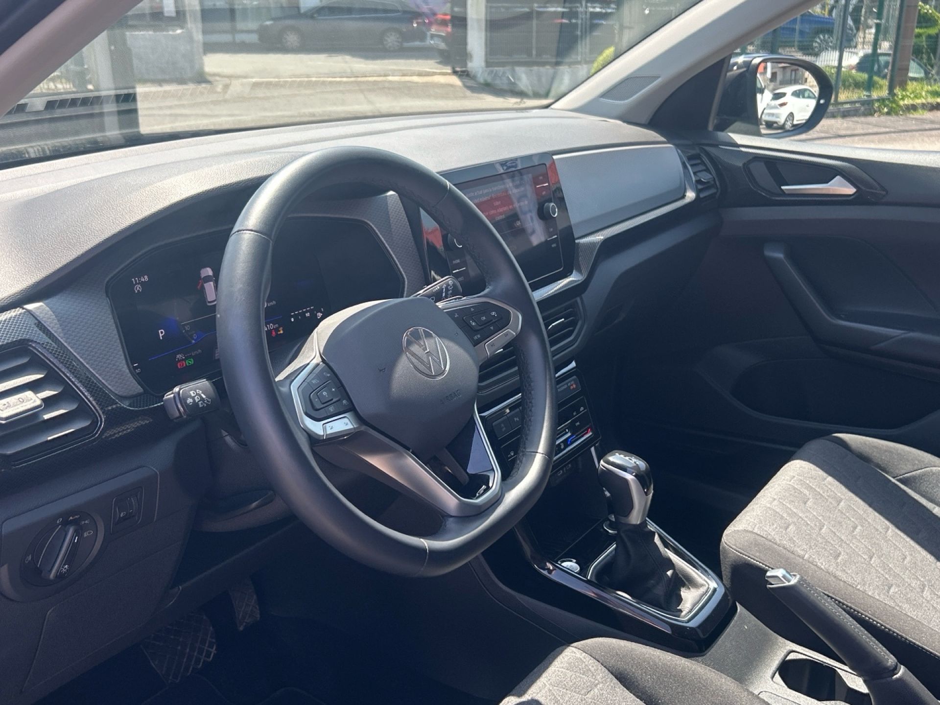 Volkswagen T-Cross - 8