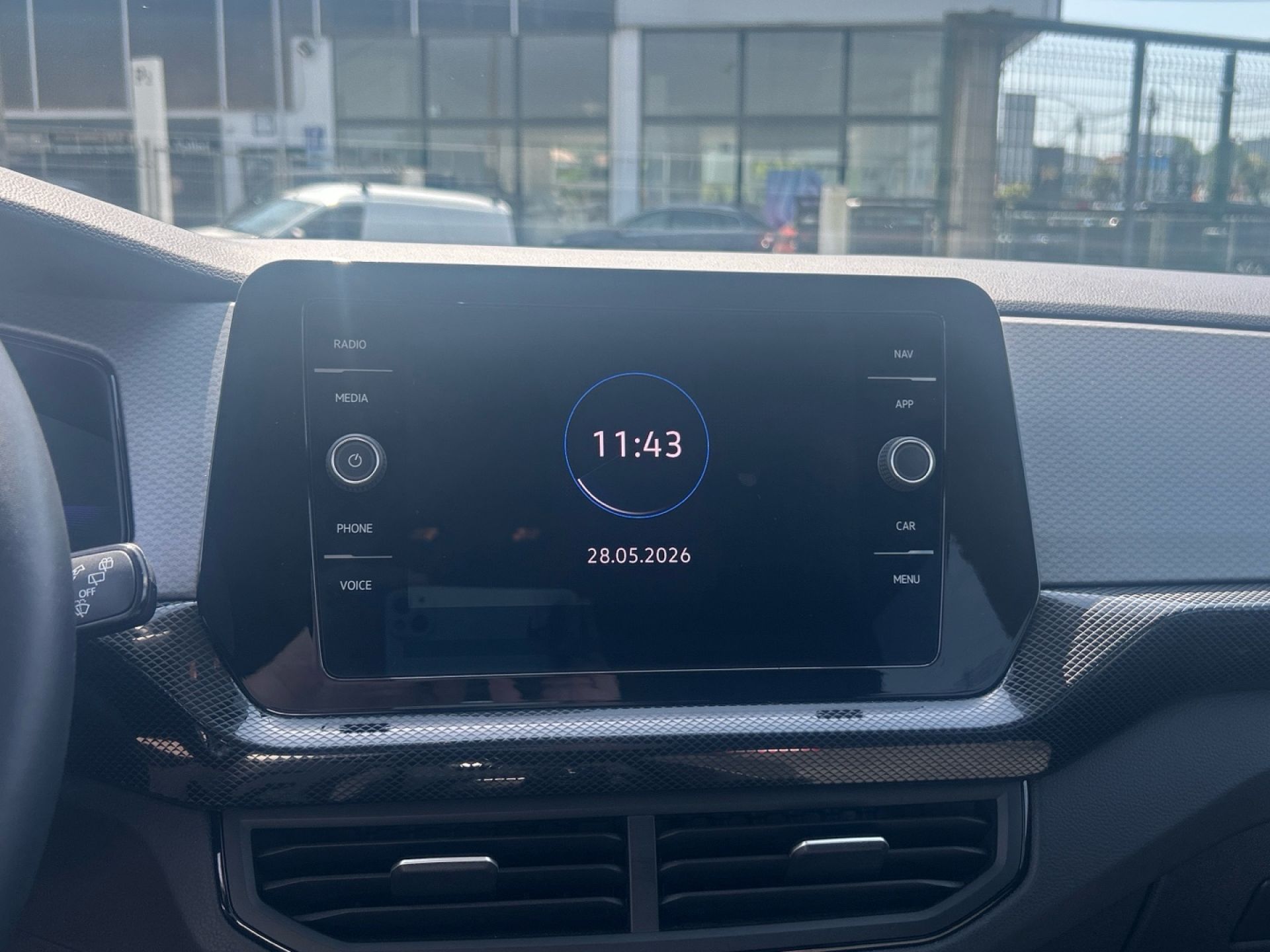 Volkswagen T-Cross - 10