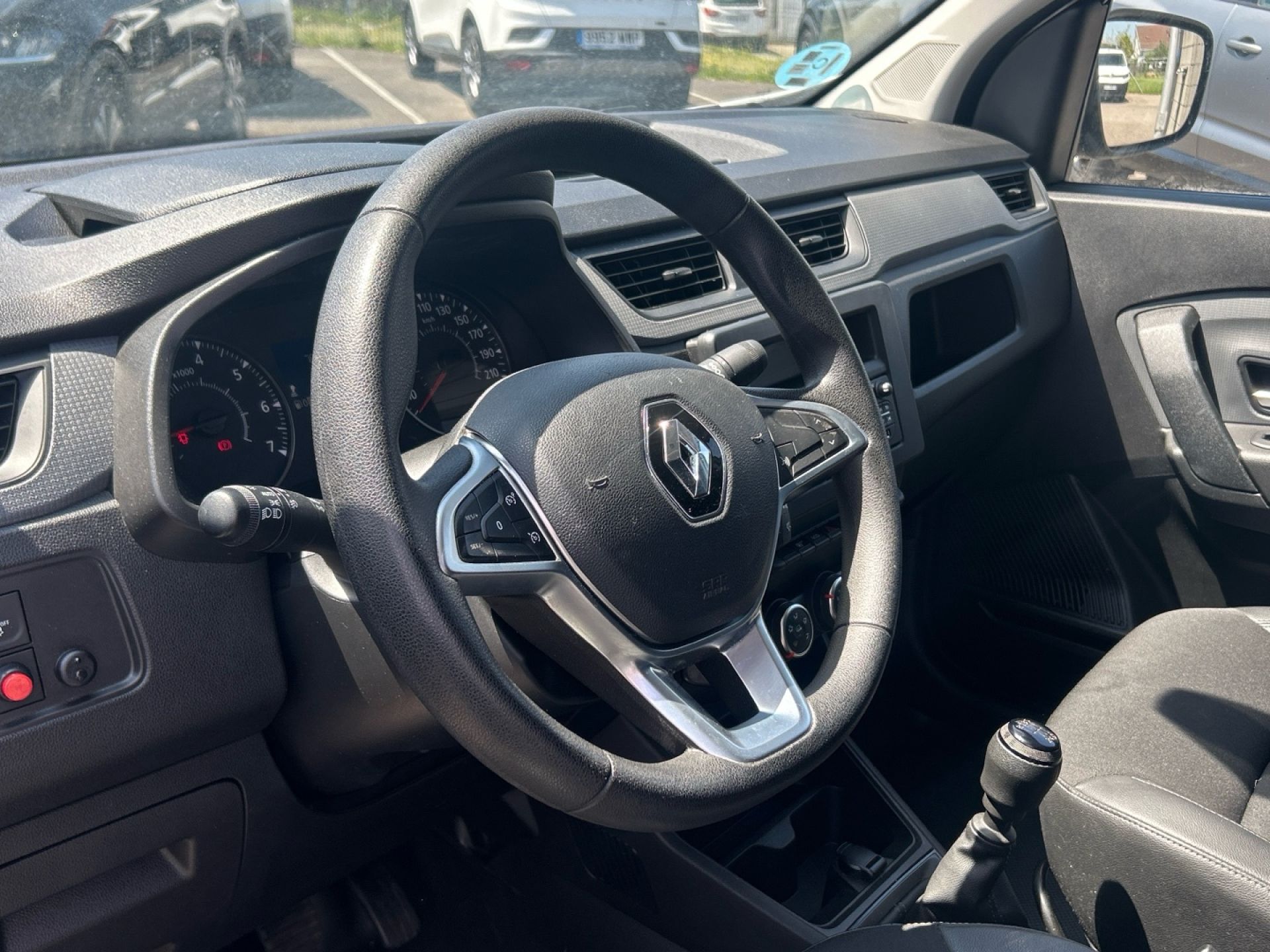 Renault Express - 12