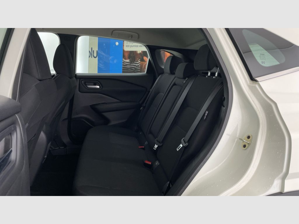 Nissan Qashqai - 12