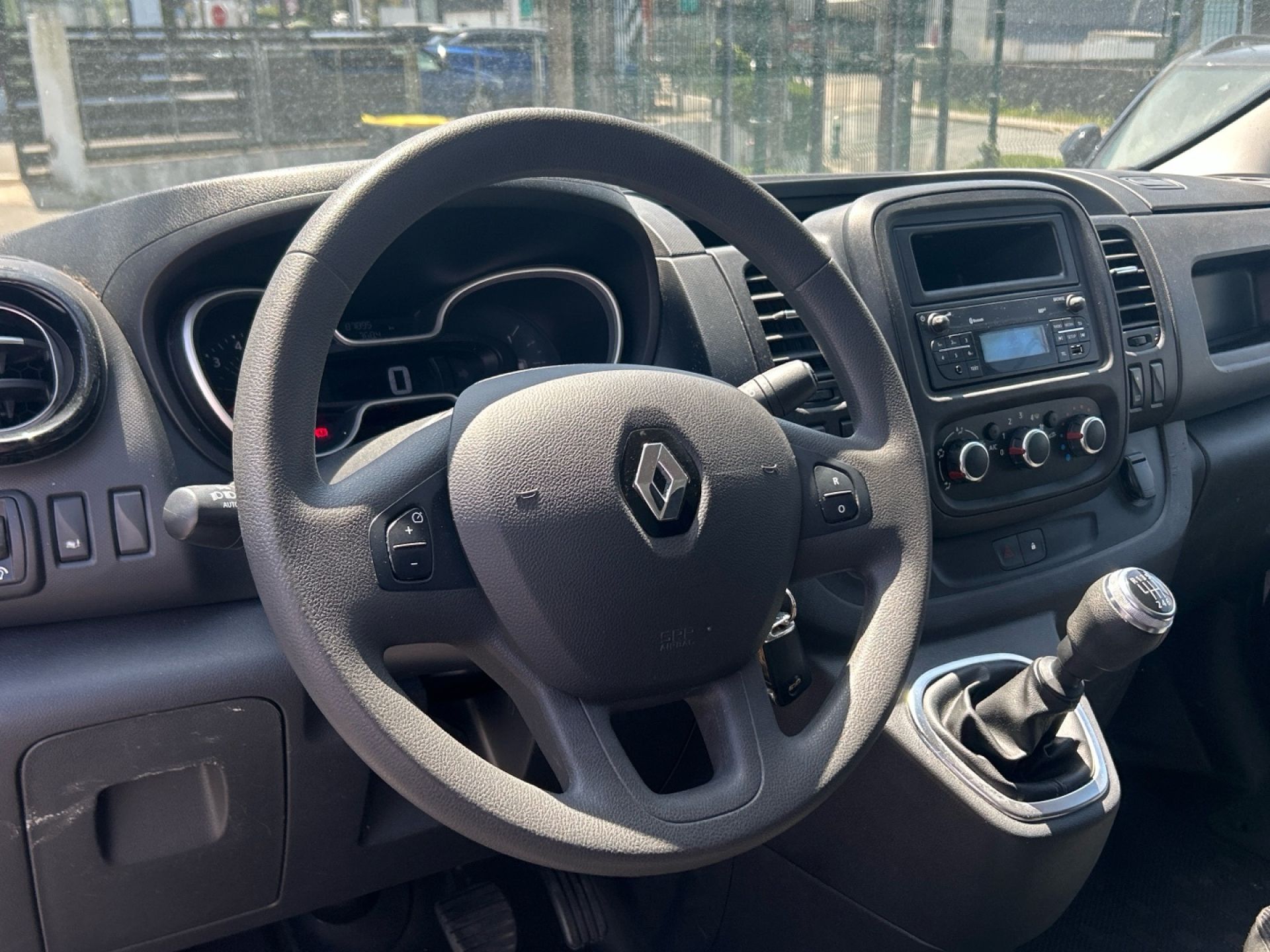 Renault Trafic - 9