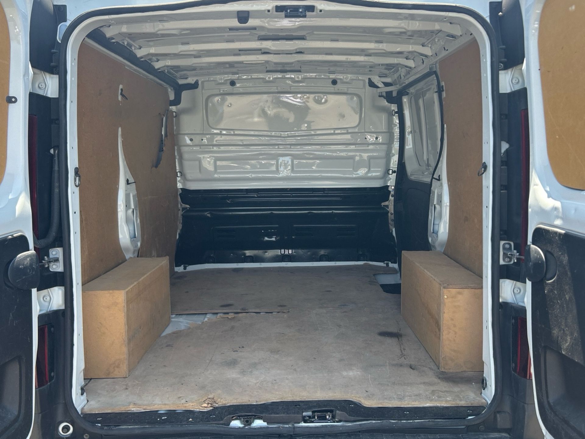 Renault Trafic - 12