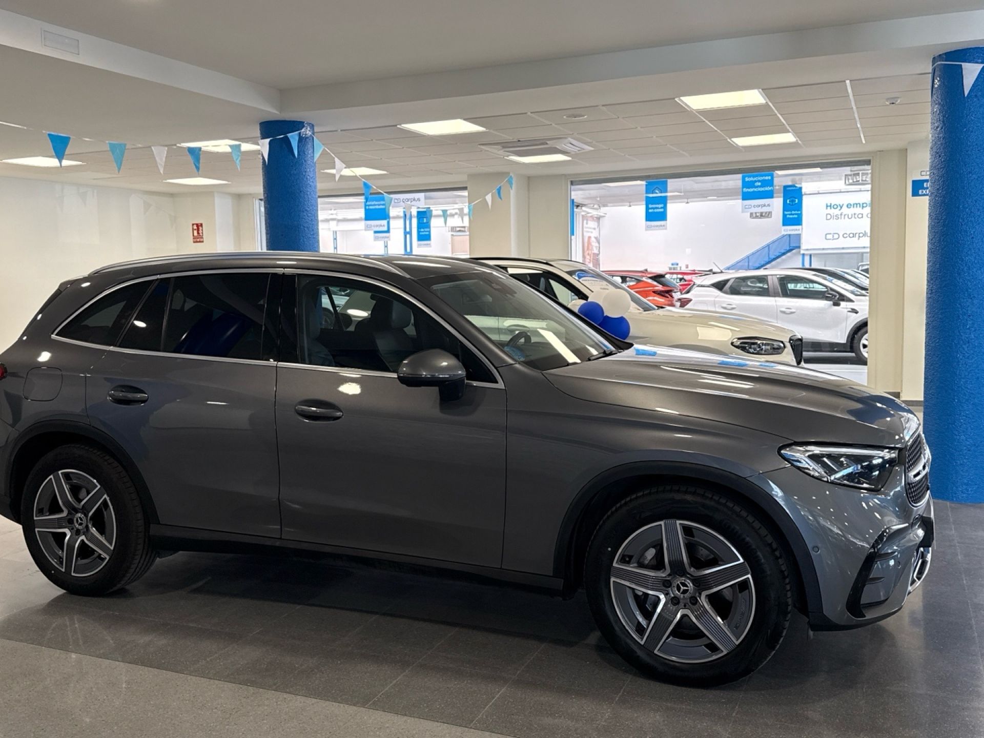 Mercedes-Benz GLC - 7