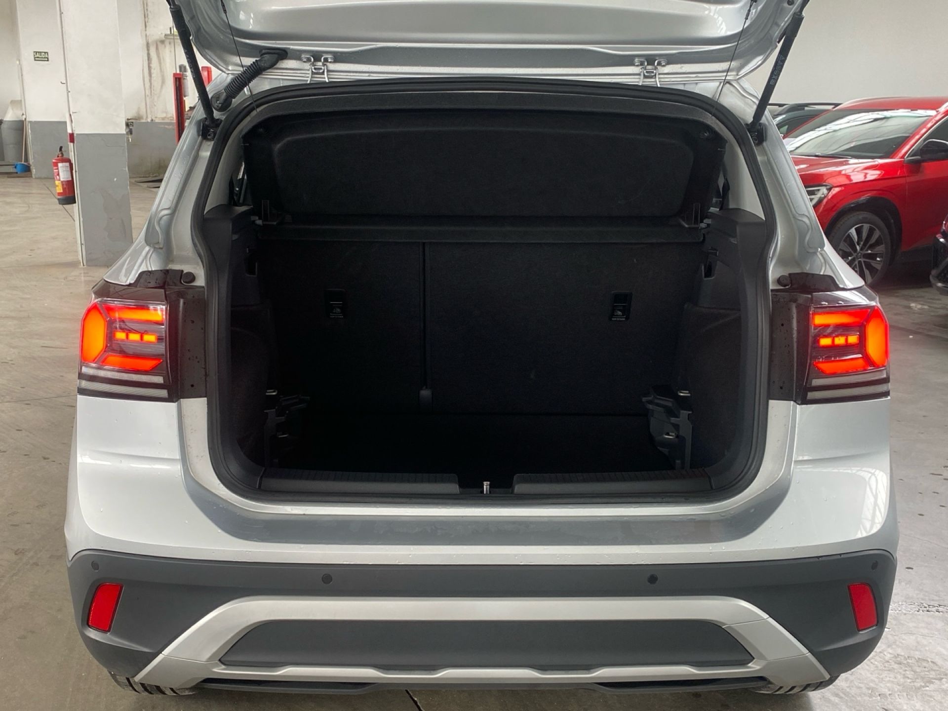 Volkswagen T-Cross - 11