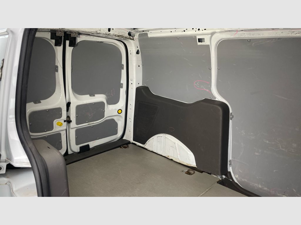 Ford Transit Connect - 12