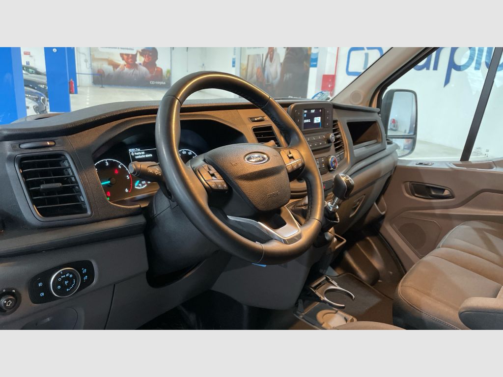 Ford Transit - 11
