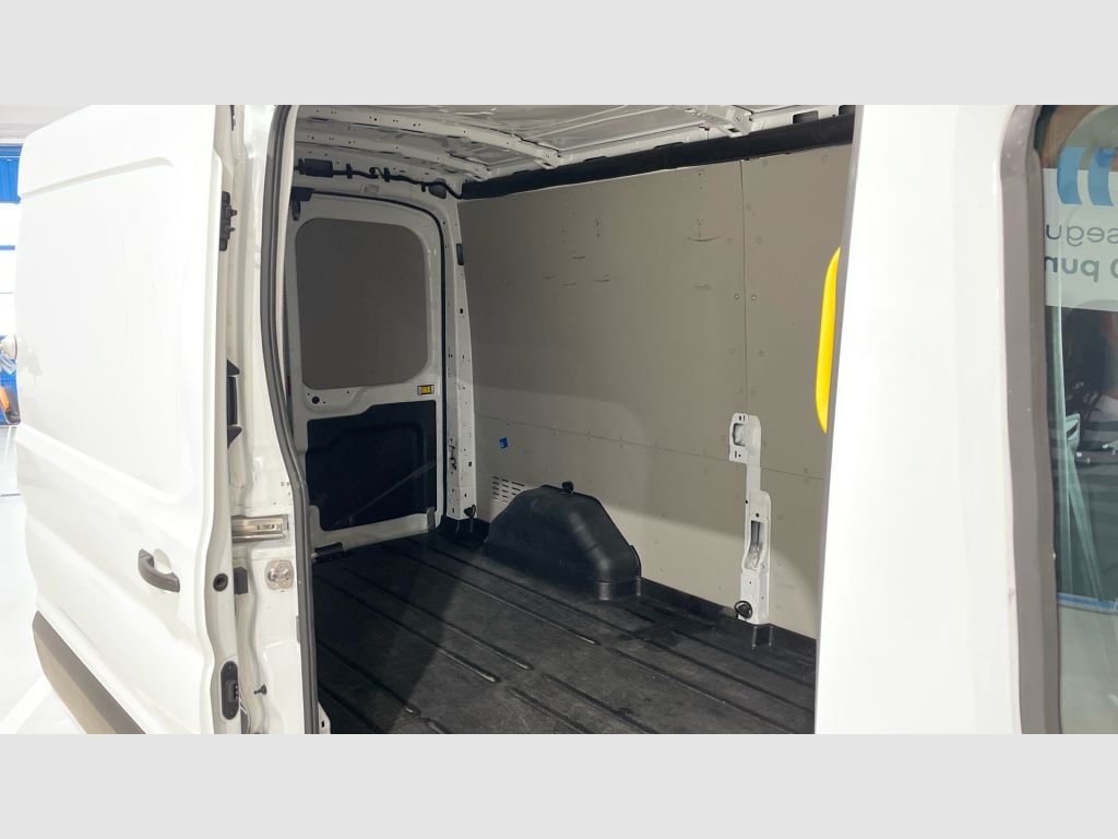 Ford Transit - 12