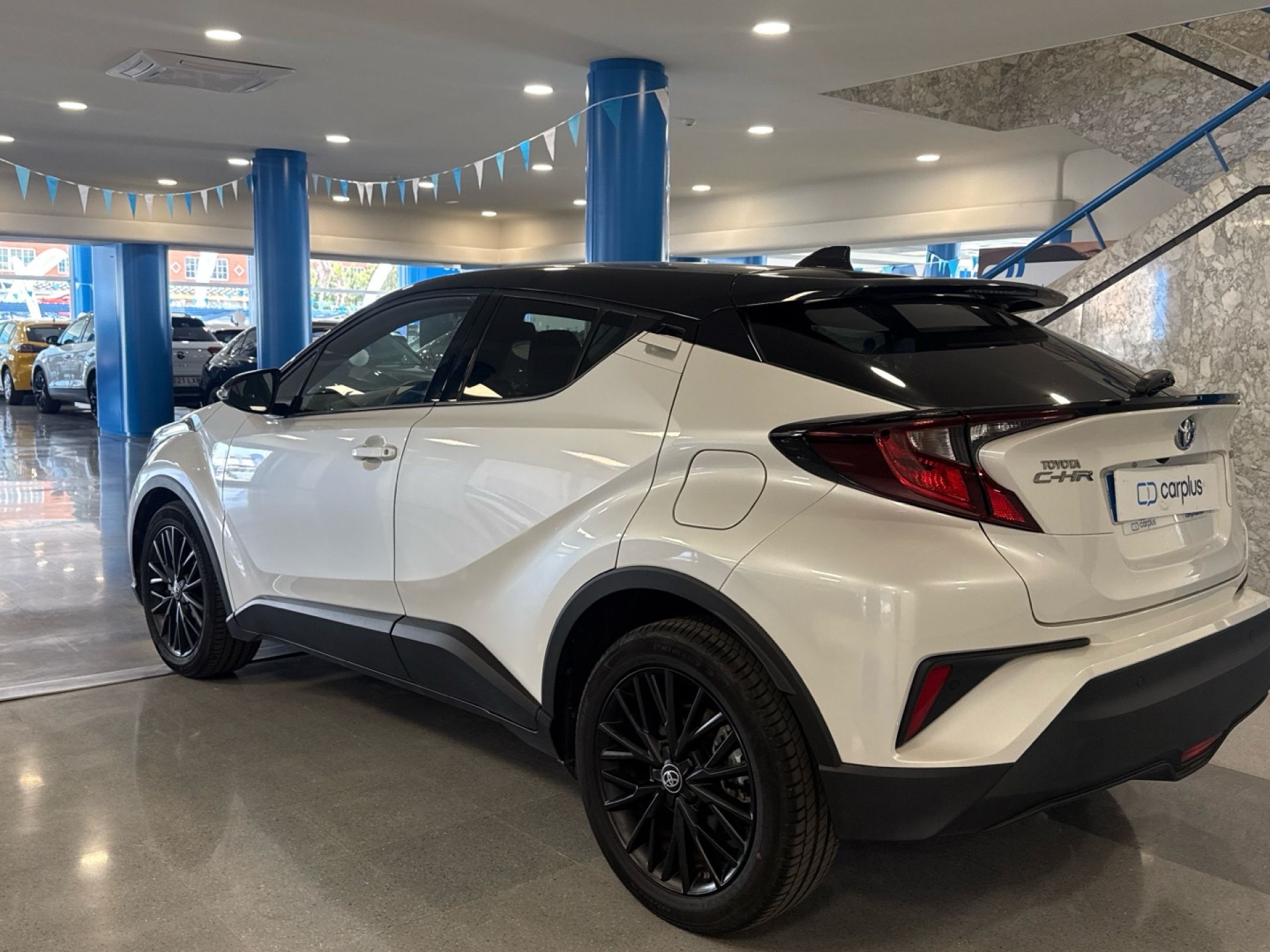 TOYOTA C-HR - 2