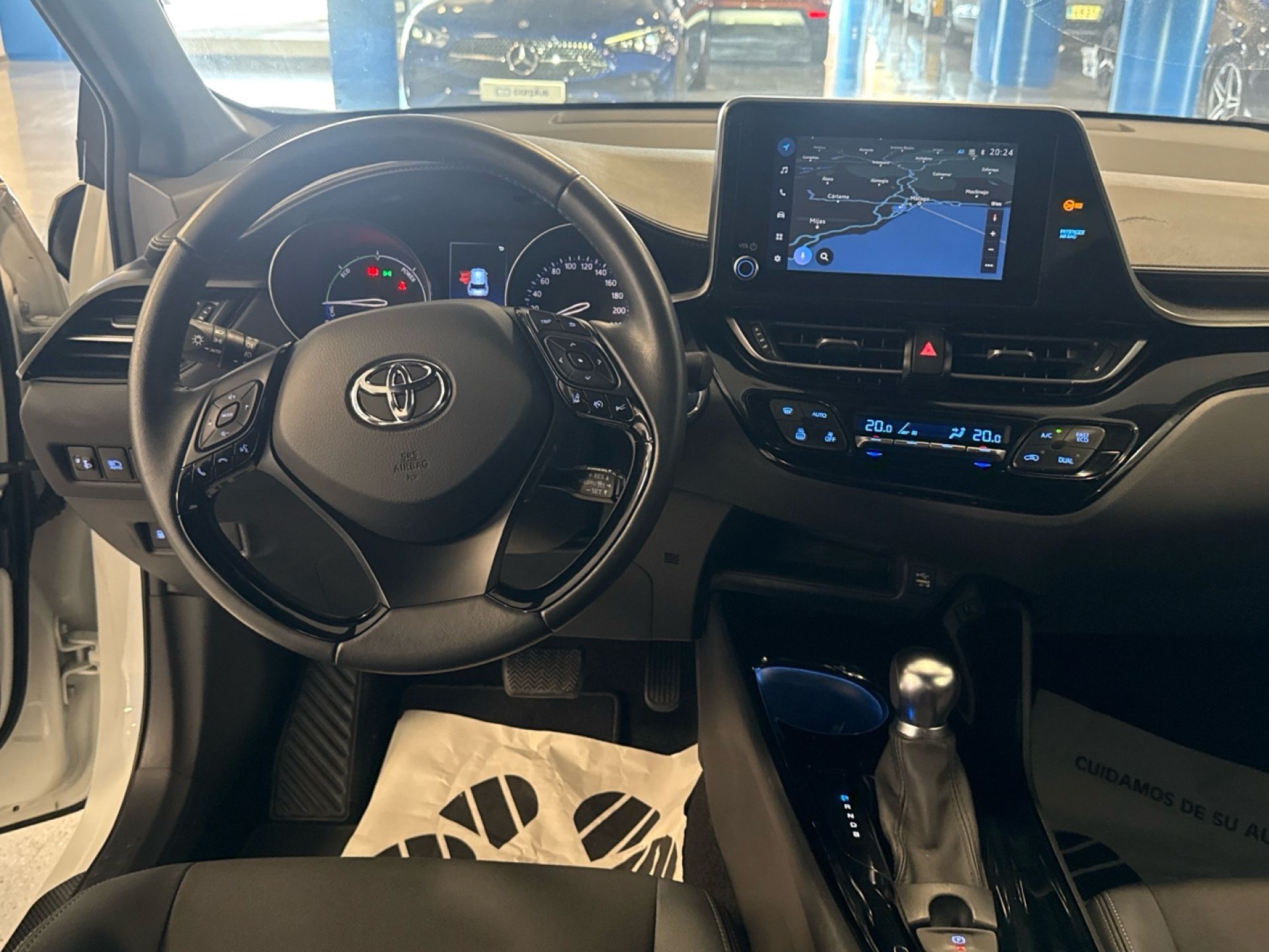 TOYOTA C-HR - 8