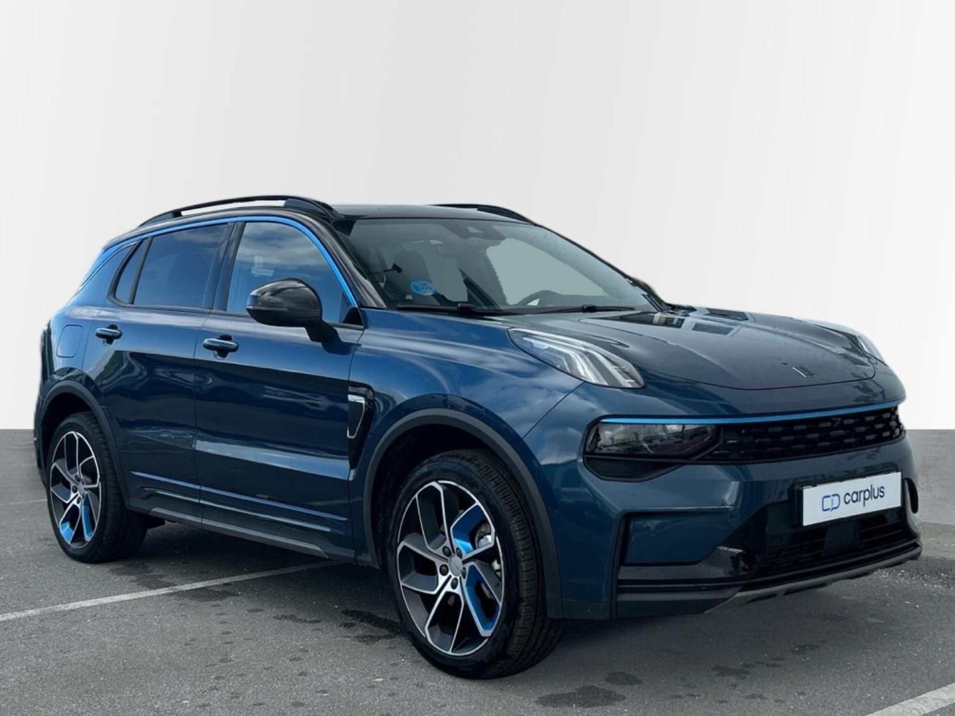 Lynk & Co 01 - 3