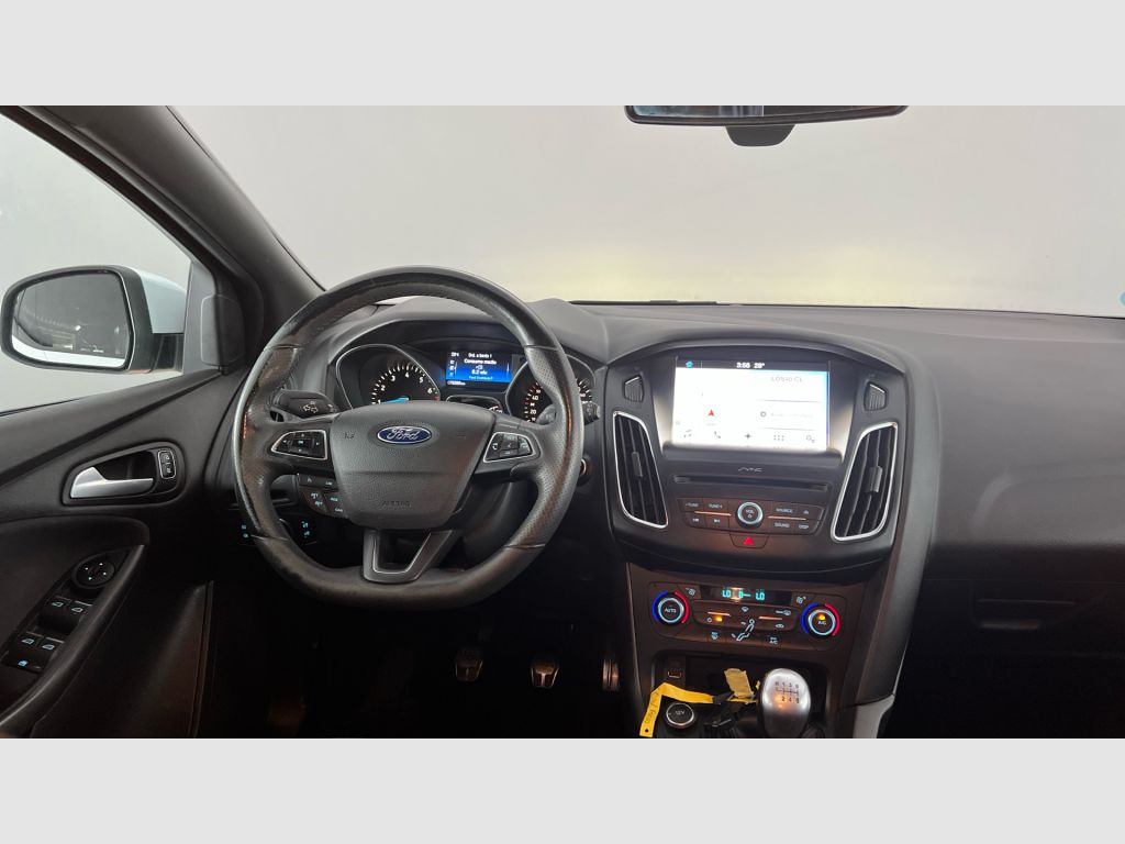 Ford Focus - 11