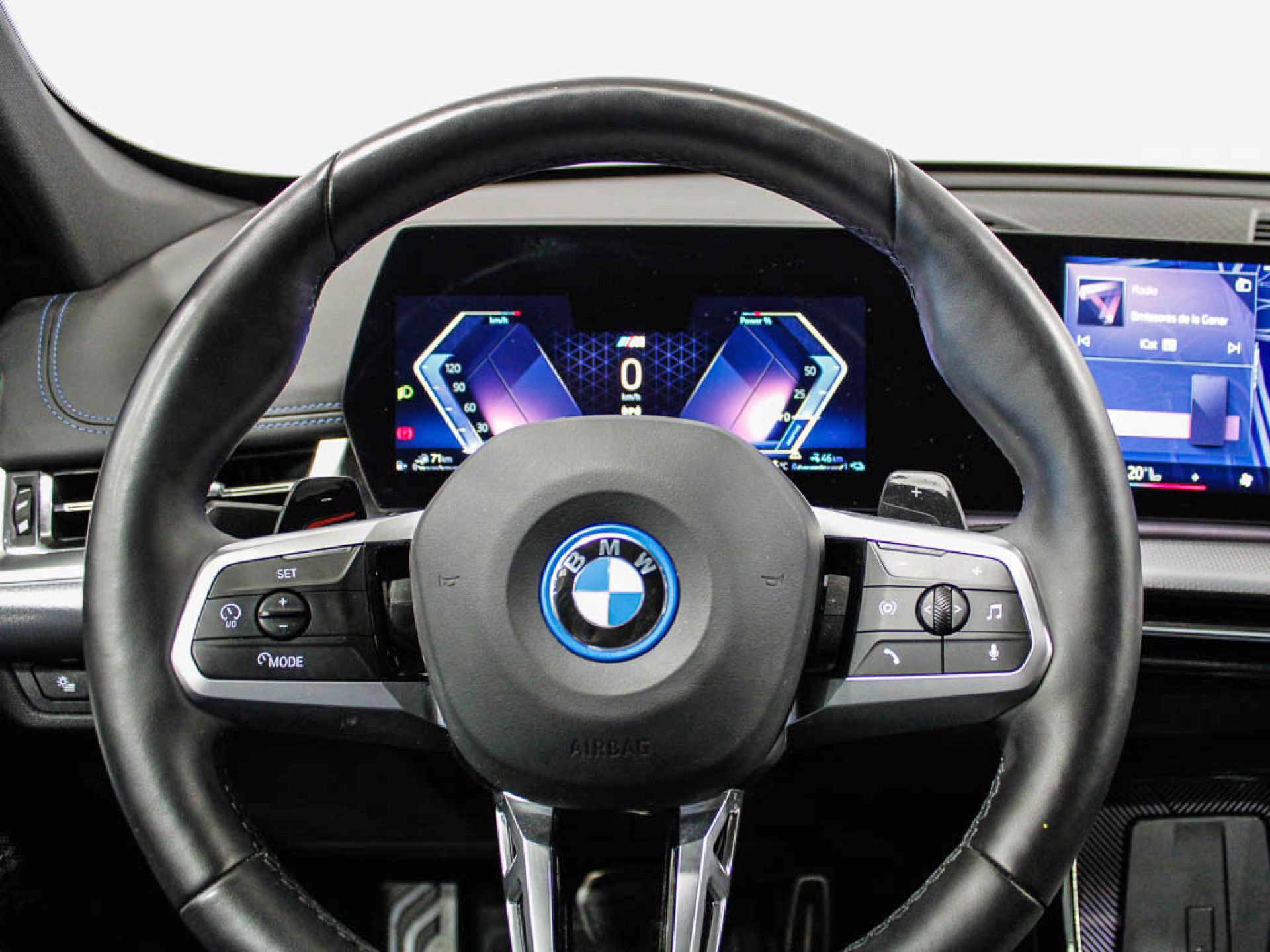 BMW X1 - 12