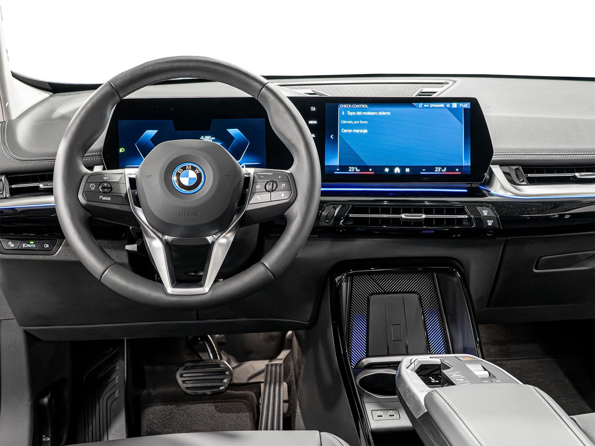 BMW iX1 - 8