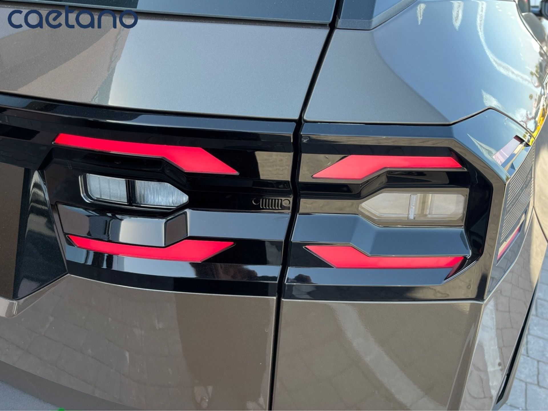 Jeep Compass - 10