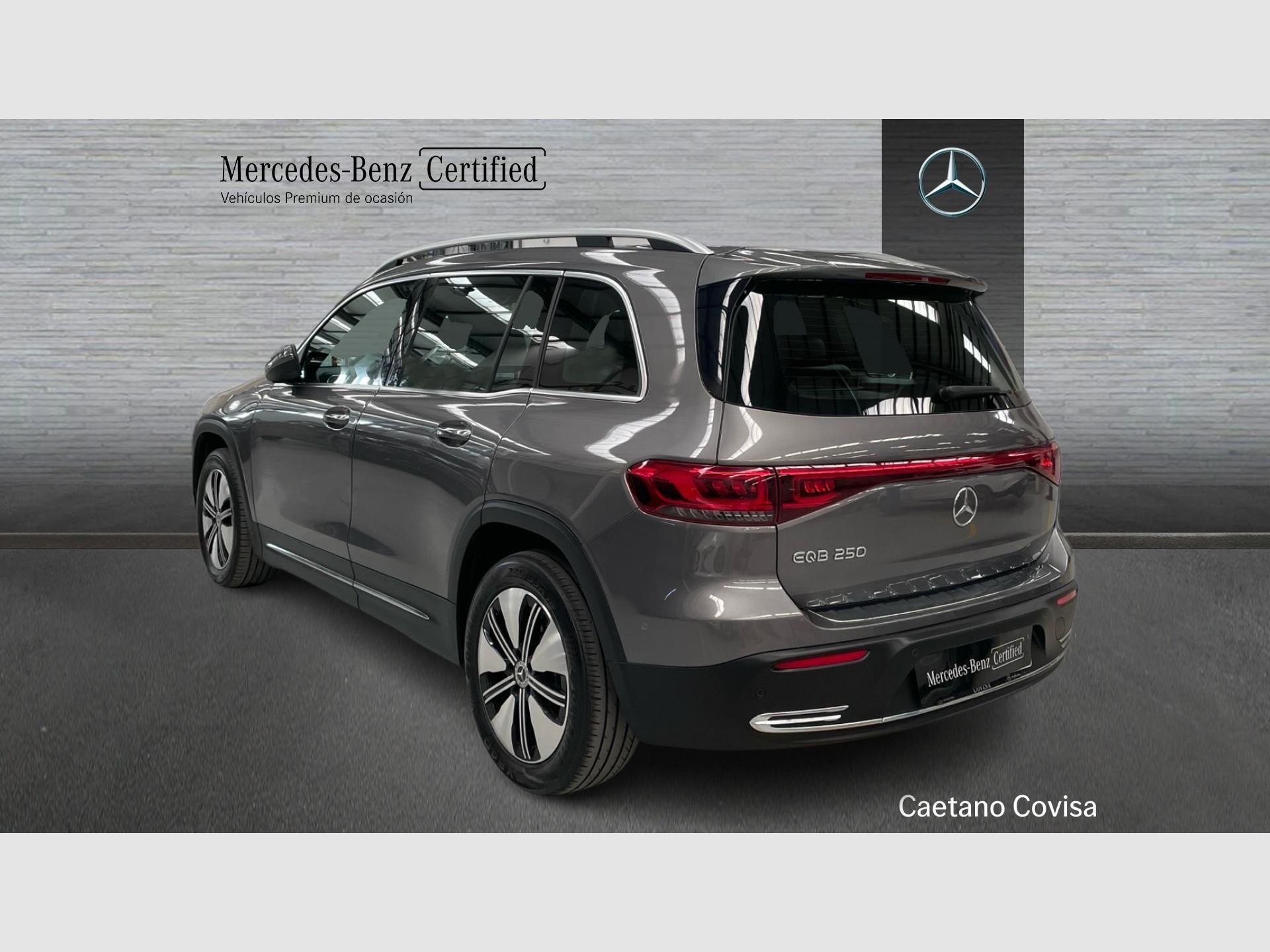 Mercedes-Benz EQB - 4