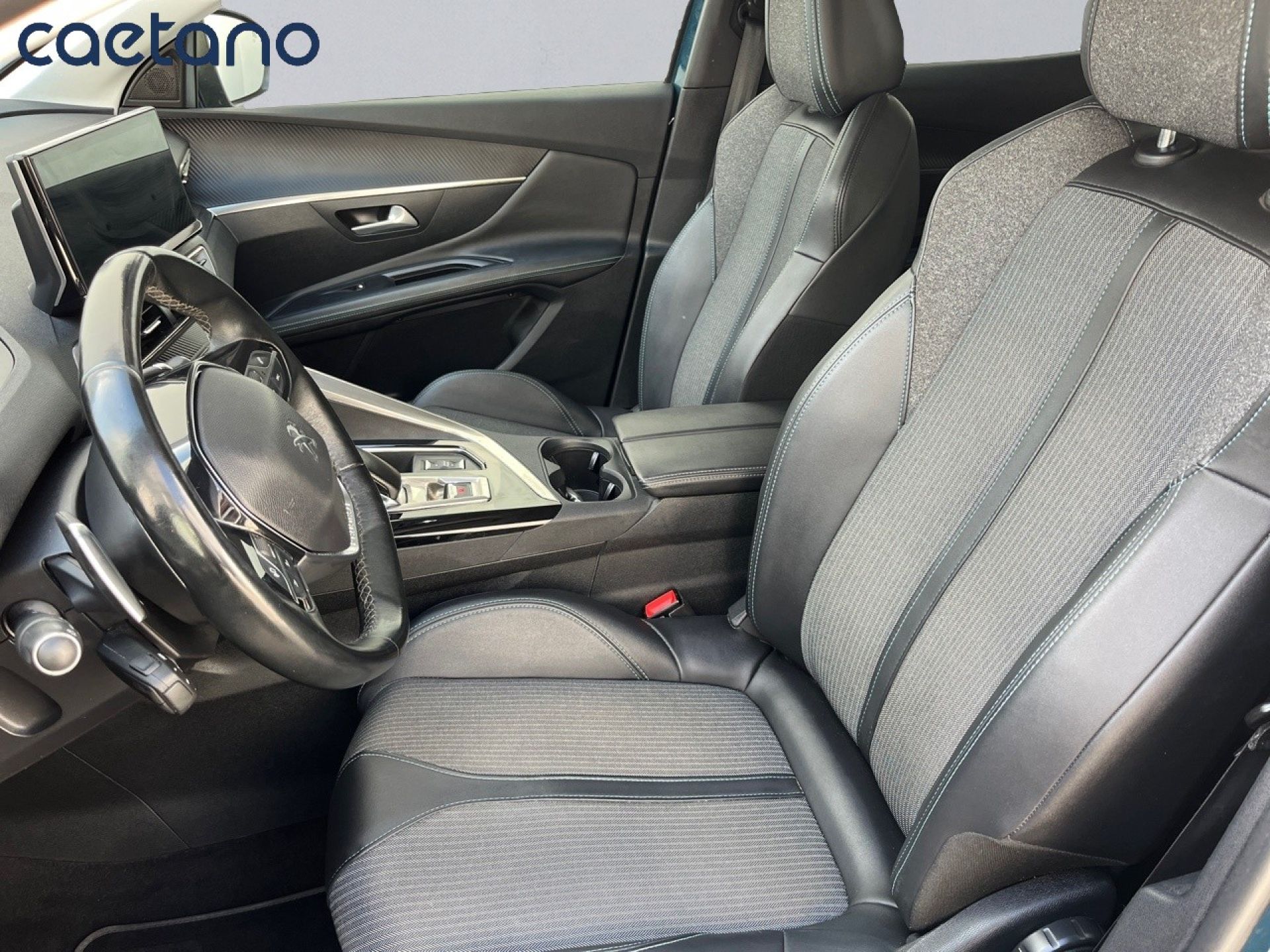 Peugeot 3008 Plug-in Hybrid - 11