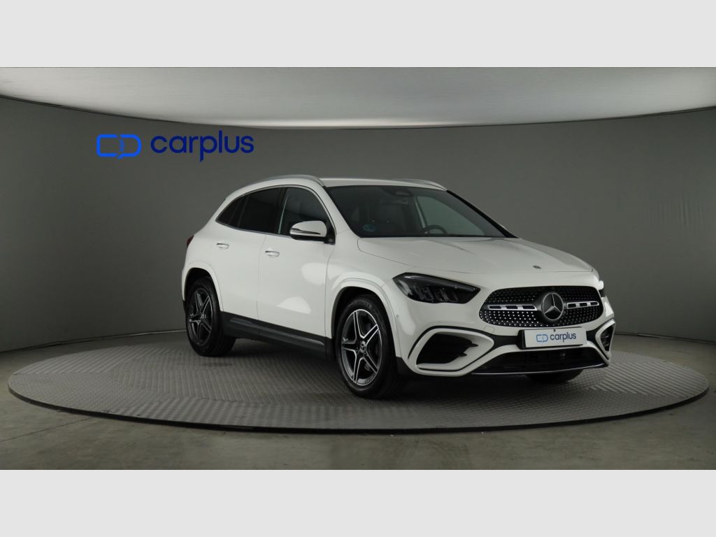 Mercedes-Benz GLA - 2