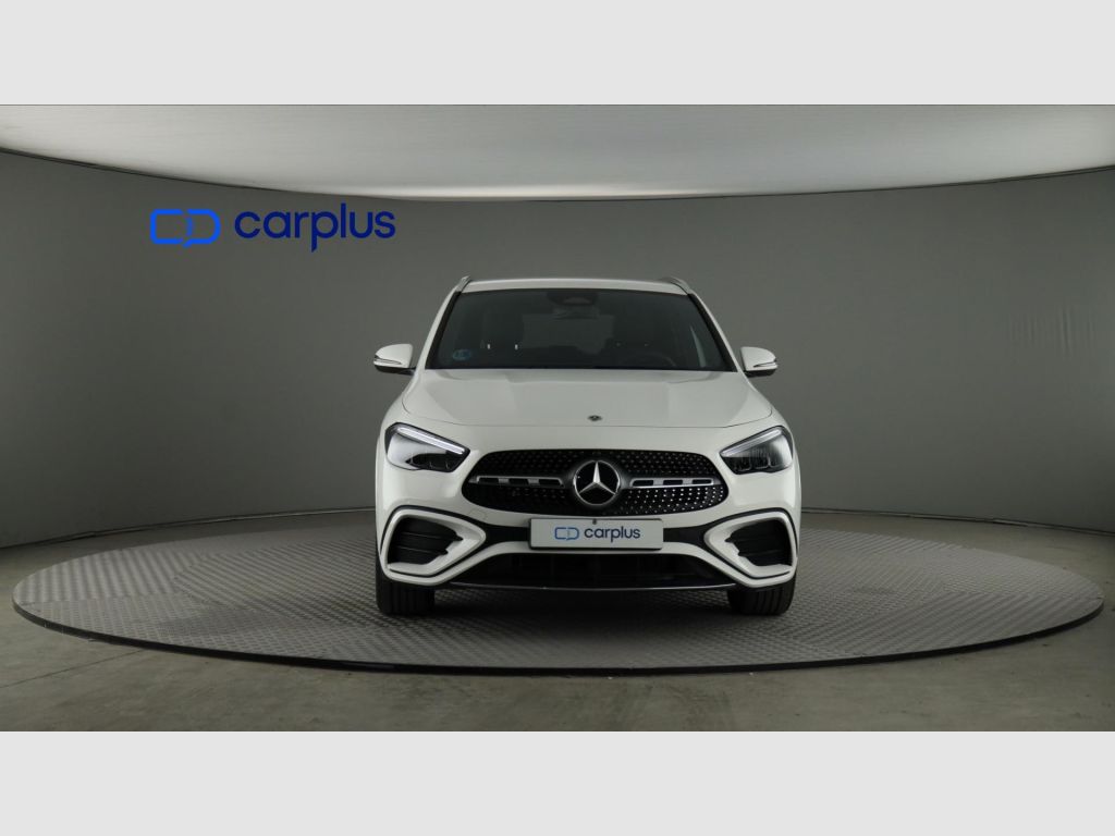 Mercedes-Benz GLA - 3