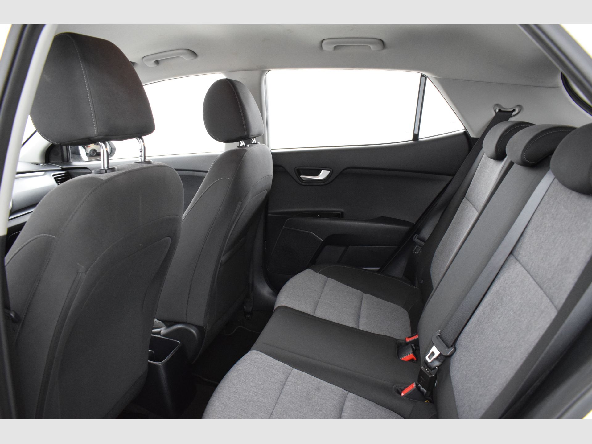 Kia Stonic - 5