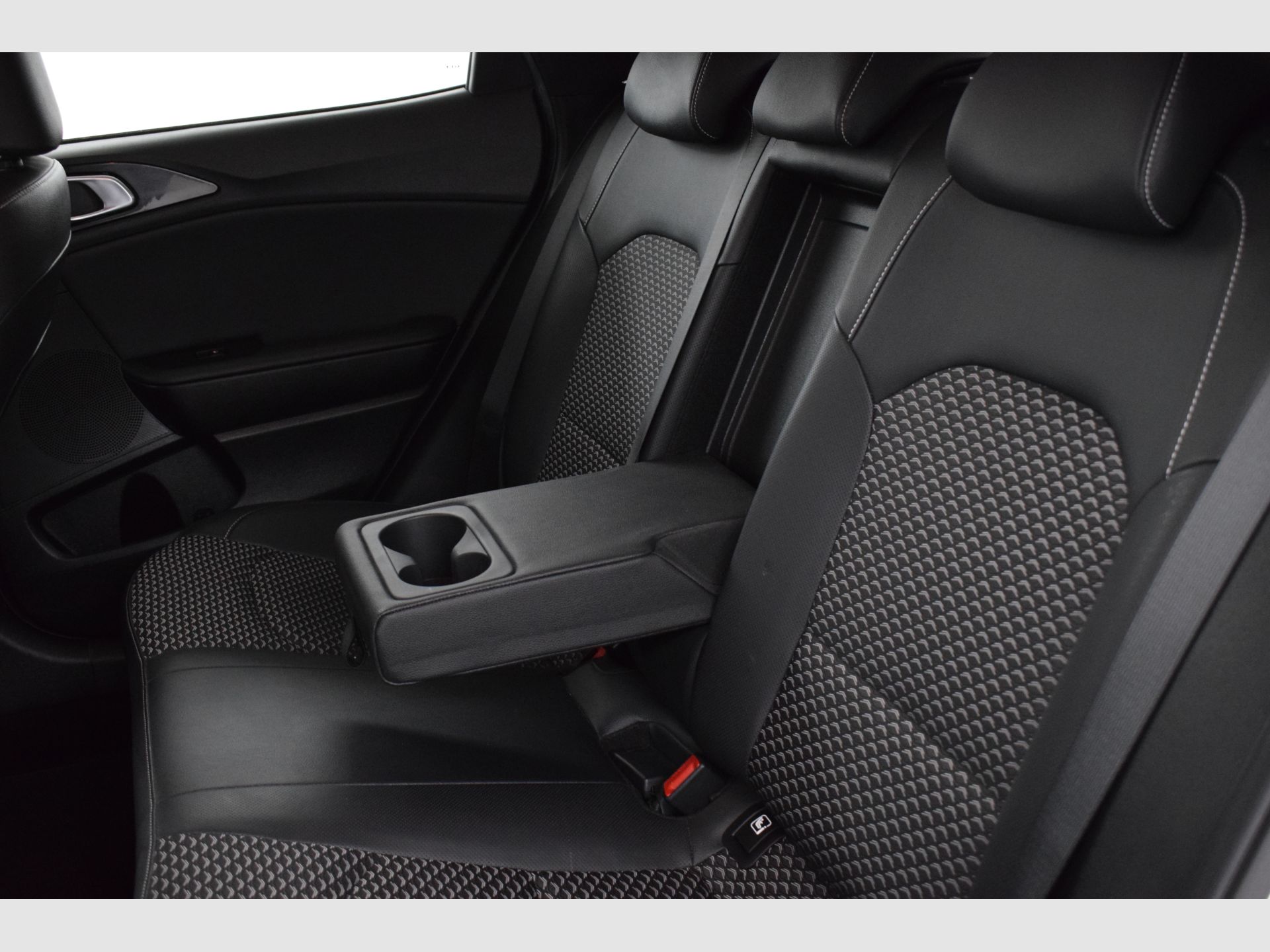 Kia XCeed - 5