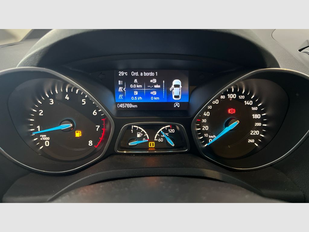 Ford C-Max - 10