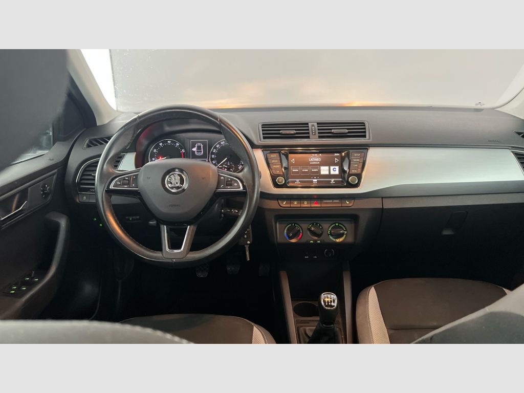 Škoda Fabia - 11