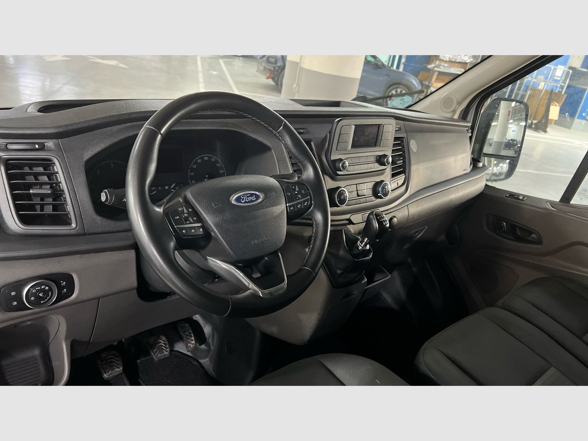 Ford Transit - 10
