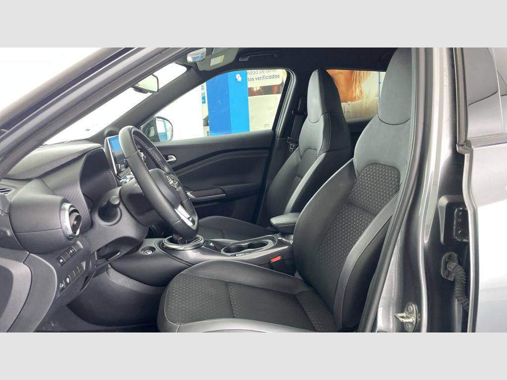 Nissan JUKE - 11