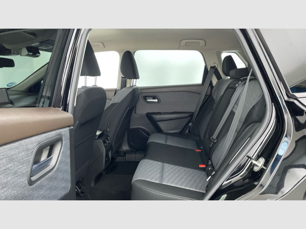 Nissan X-Trail - 12