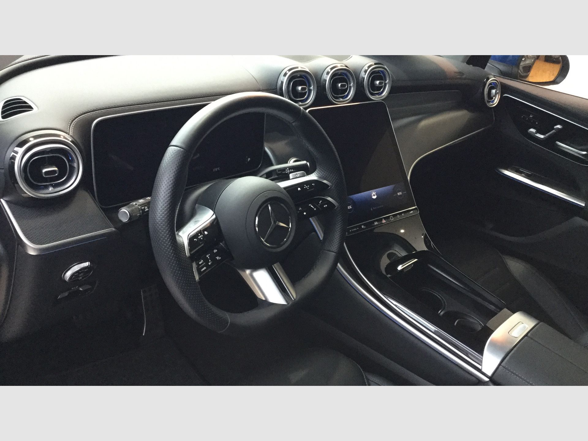 Mercedes-Benz GLC - 3