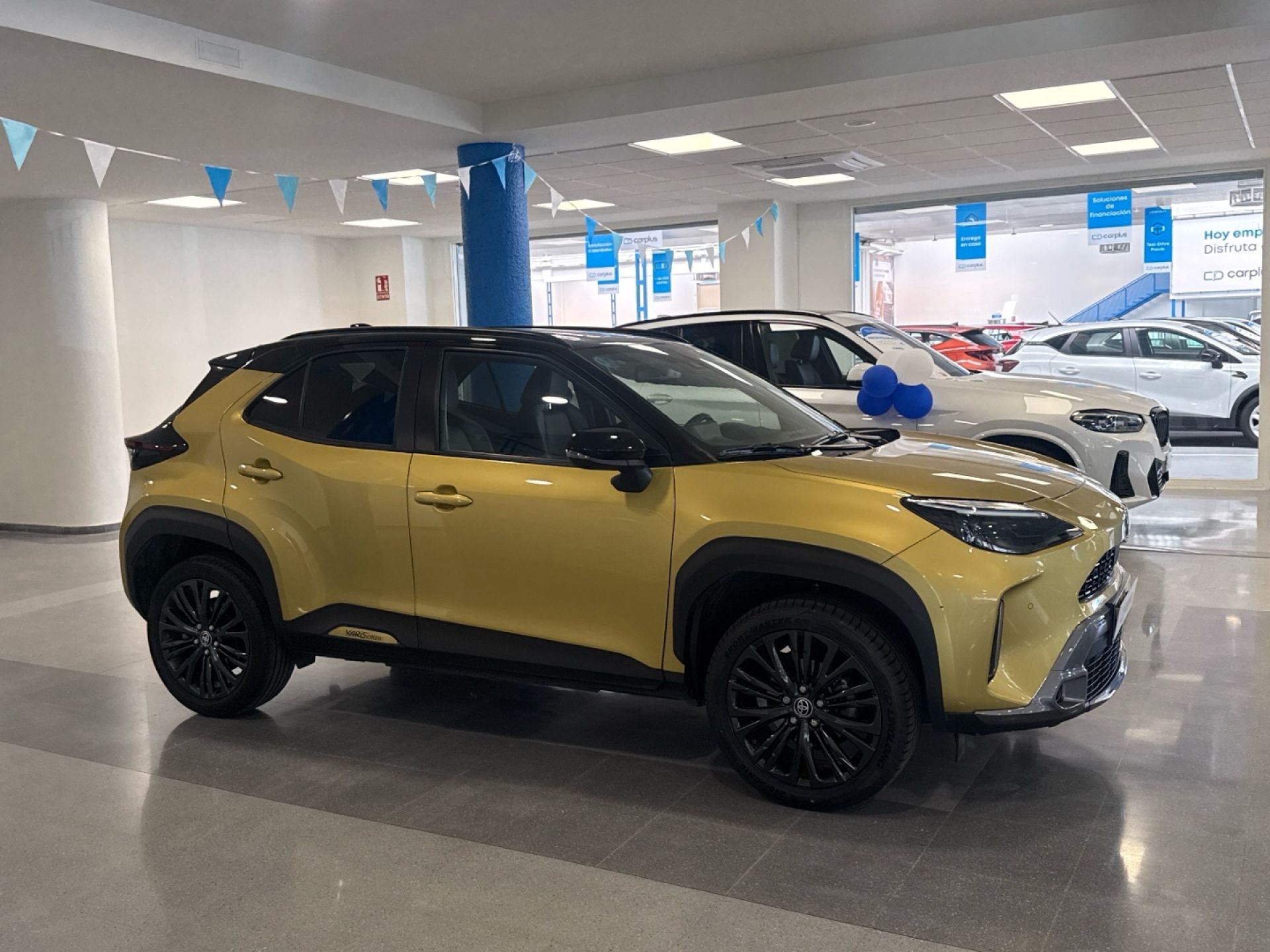 TOYOTA Yaris Cross - 6