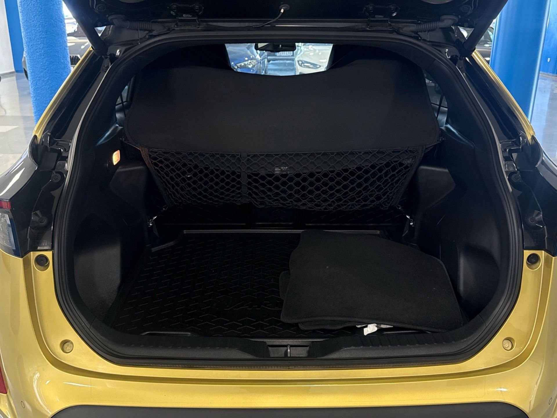 TOYOTA Yaris Cross - 9