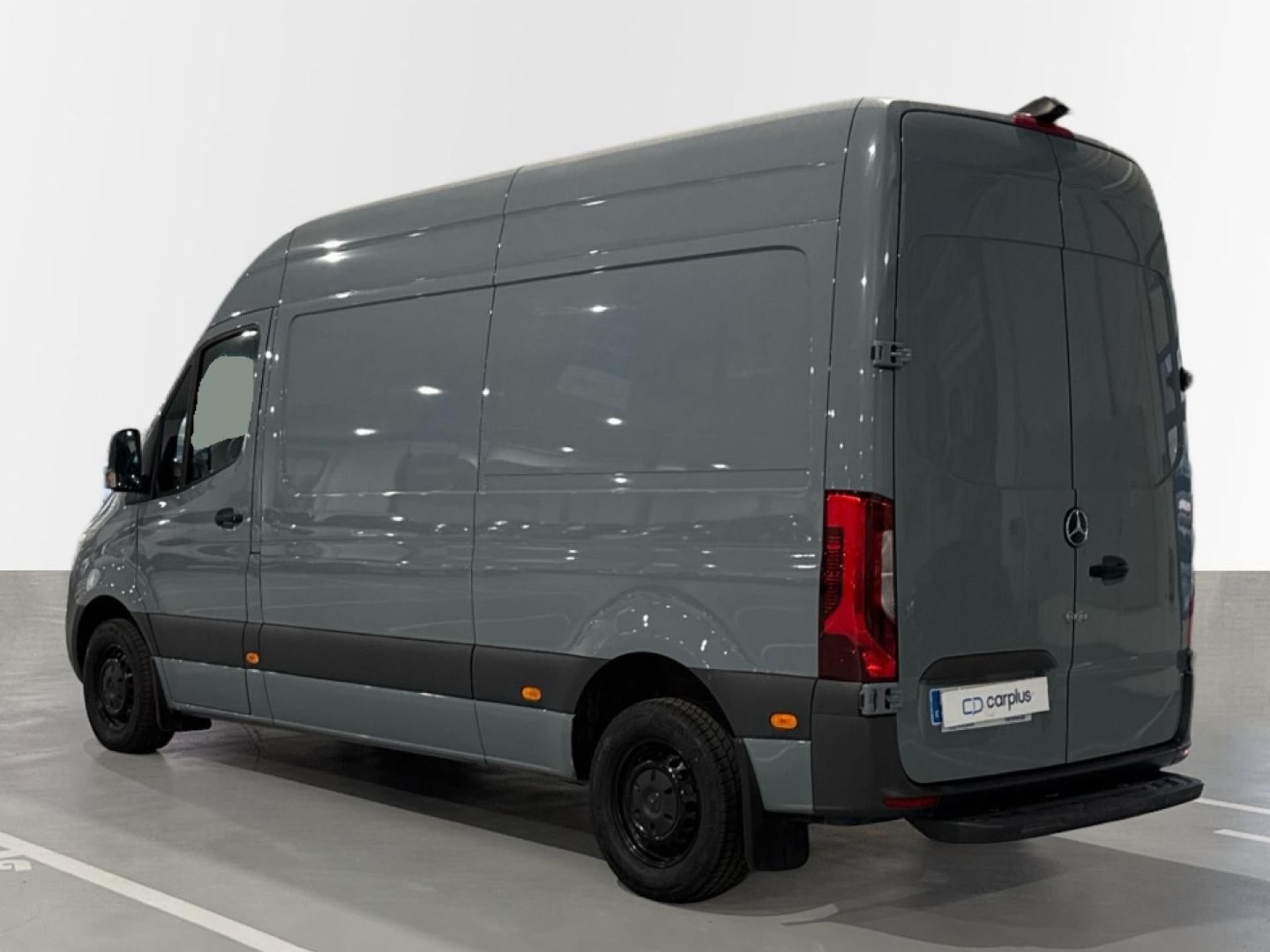 Mercedes-Benz Sprinter - 5