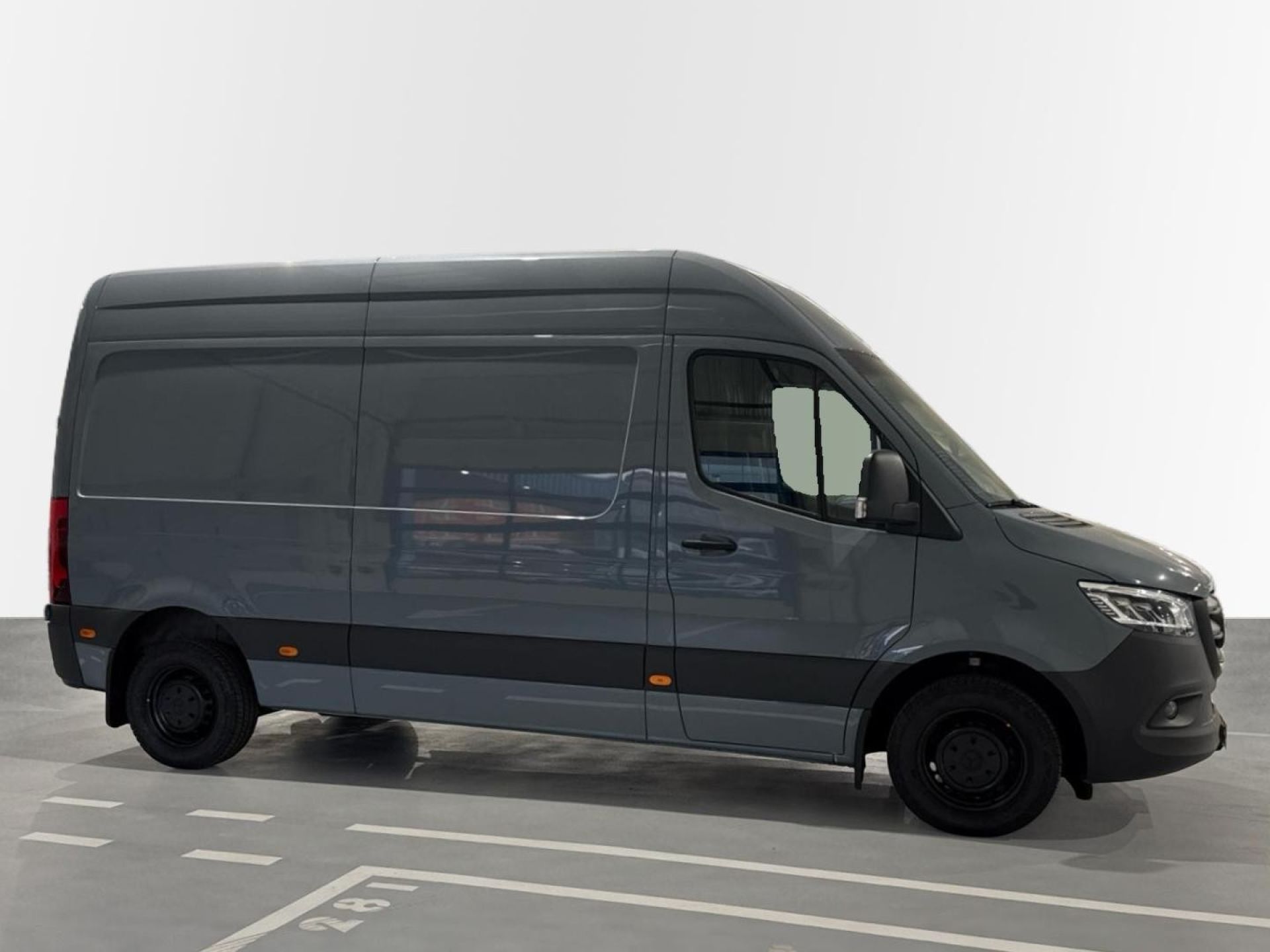 Mercedes-Benz Sprinter - 8