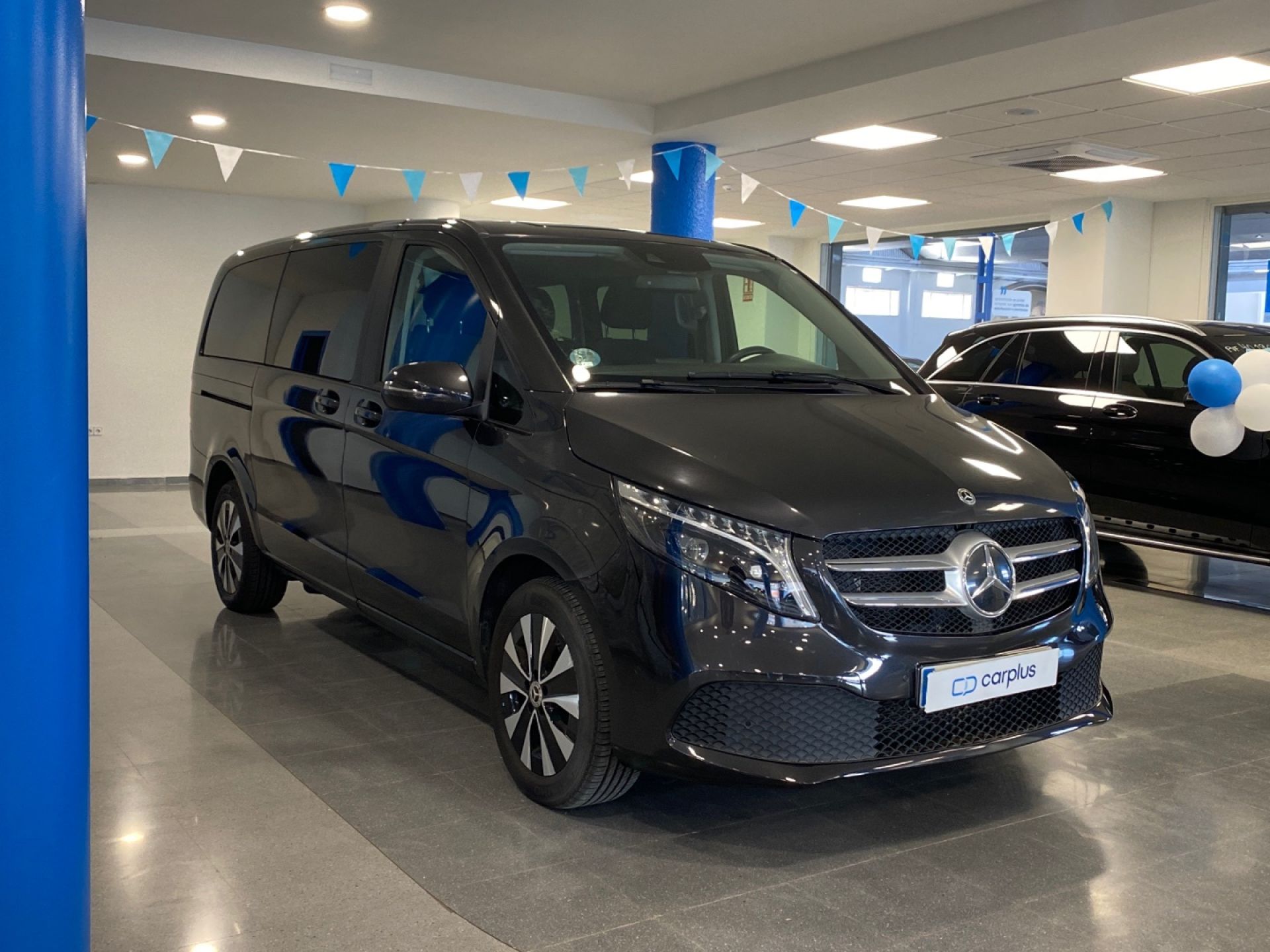 Mercedes-Benz Clase V - 2