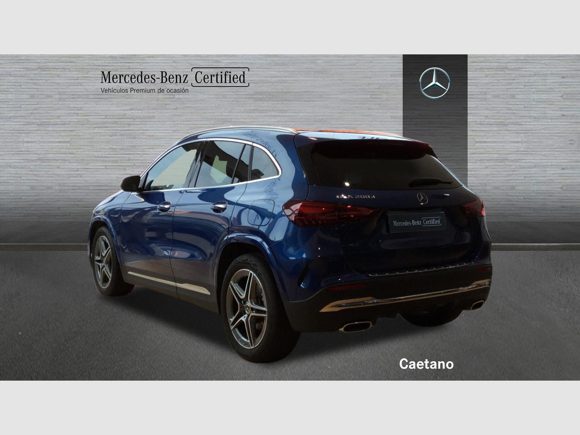 Mercedes-Benz GLA - 4