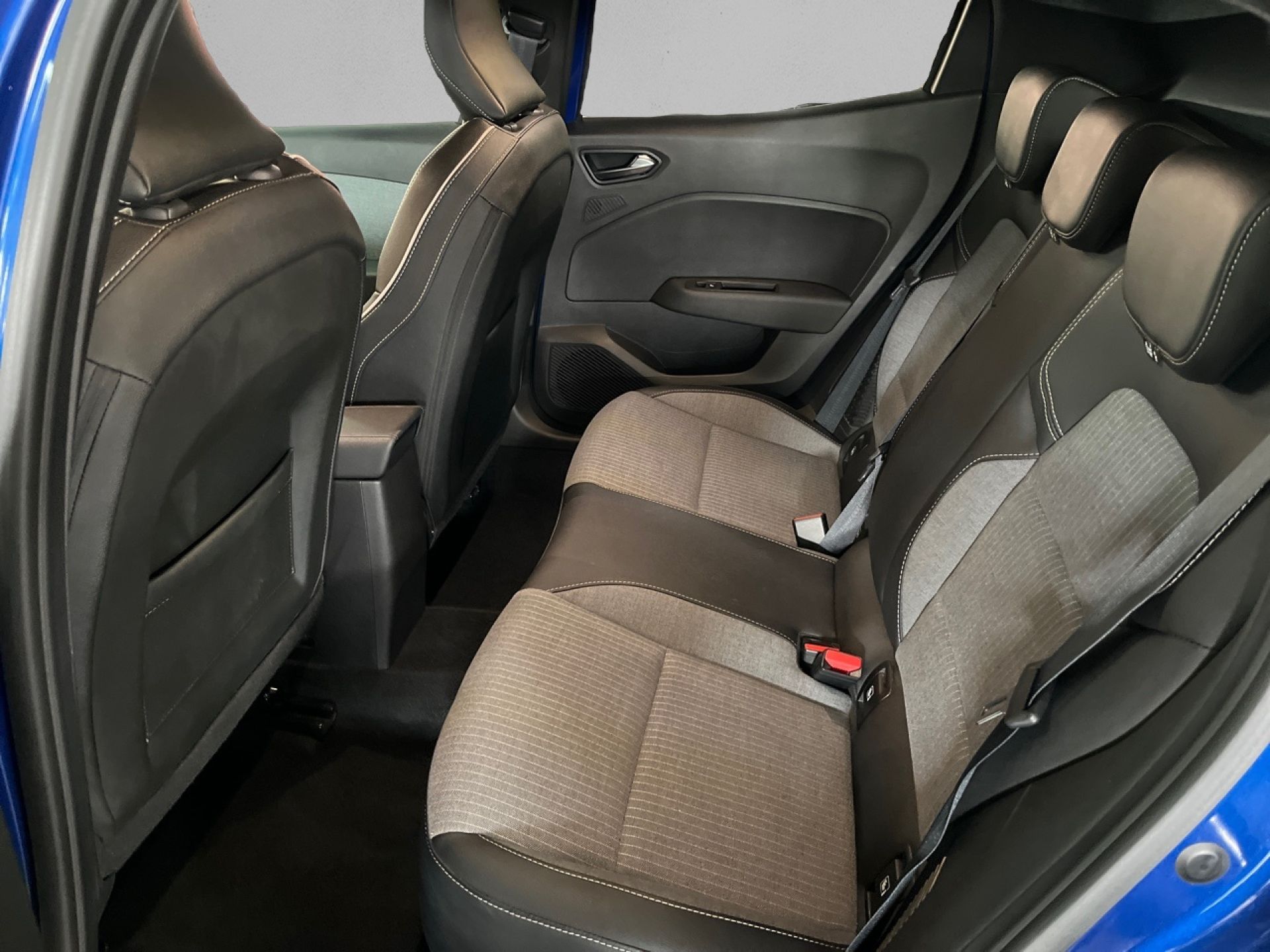 Renault Clio - 12