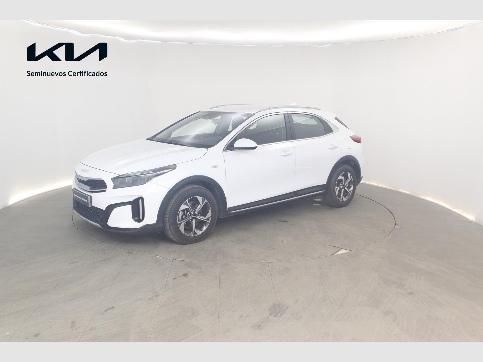 Kia XCeed - 10