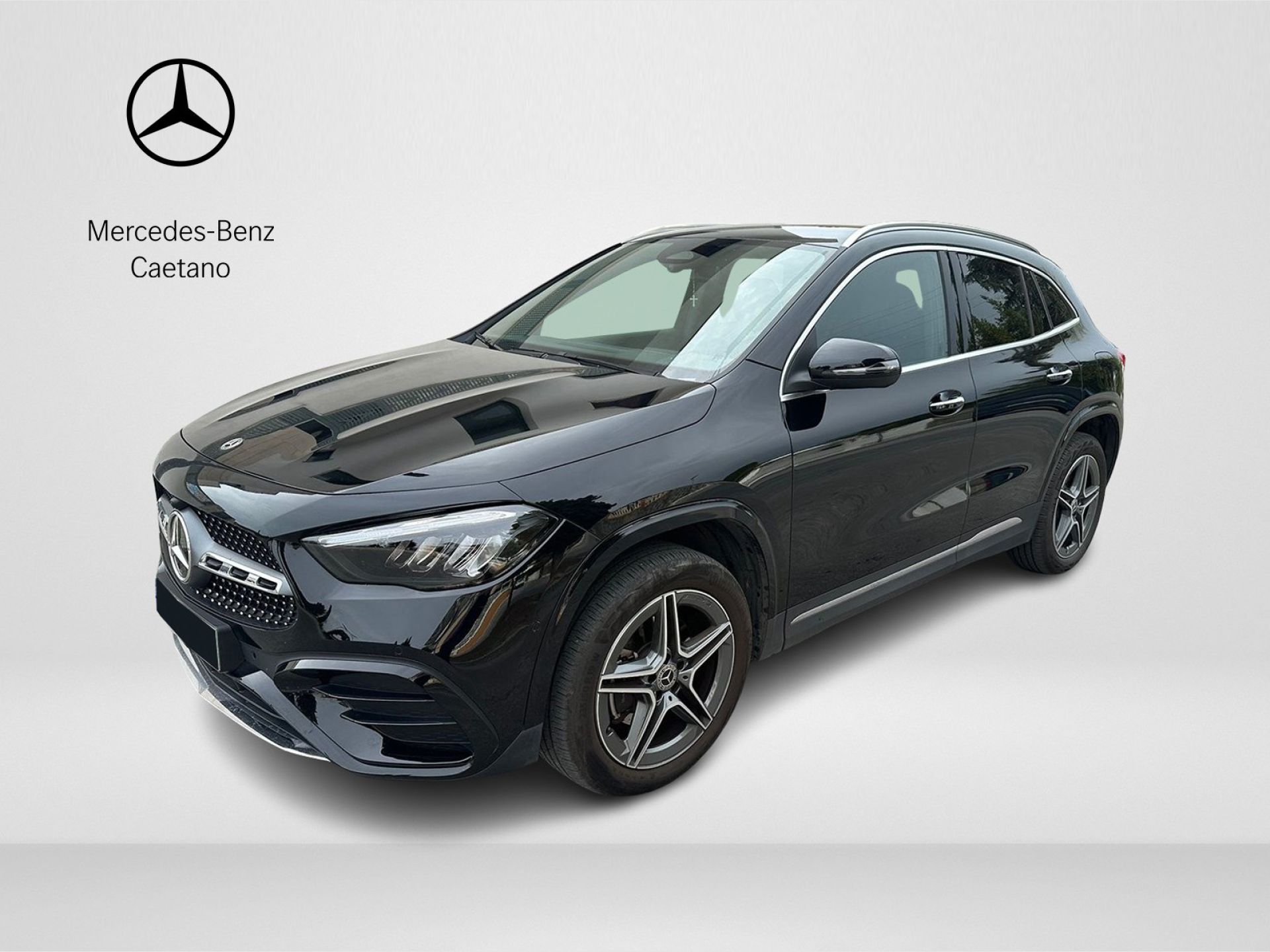 Mercedes-Benz GLA - 3
