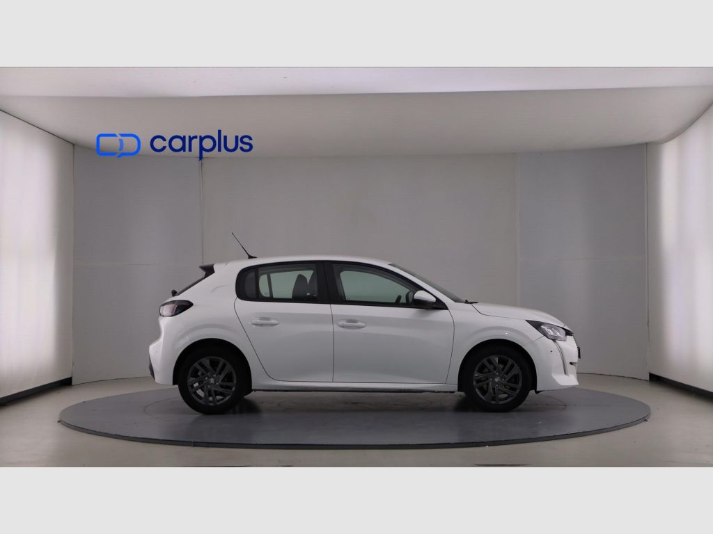 Peugeot 208 - 4