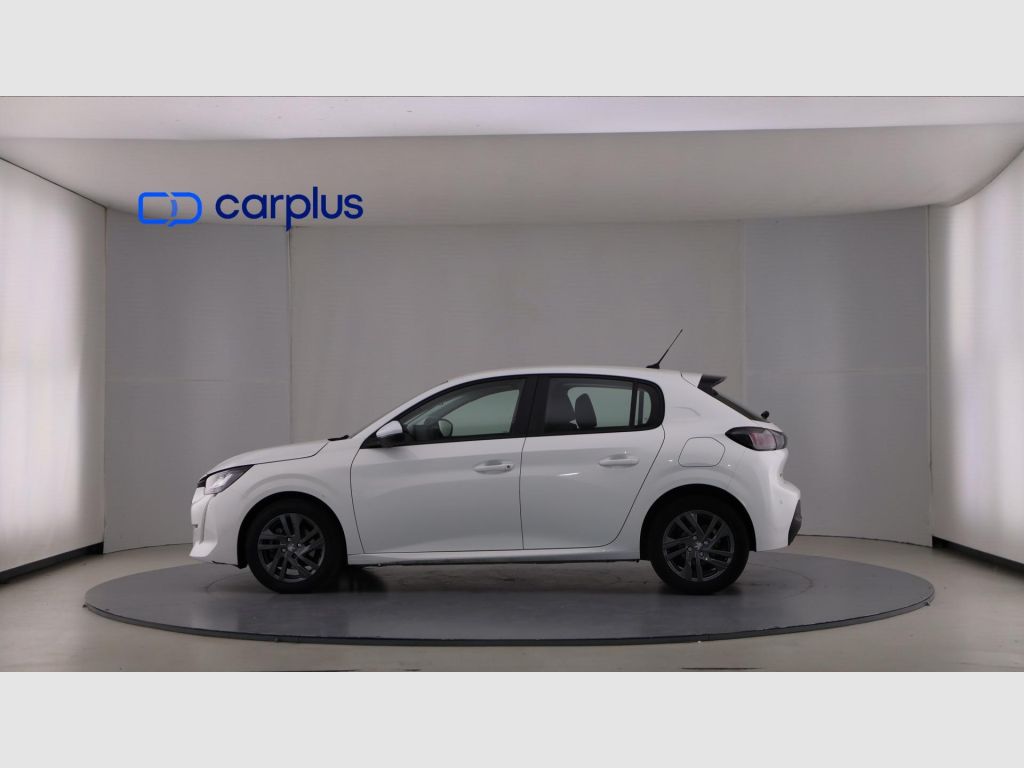 Peugeot 208 - 8