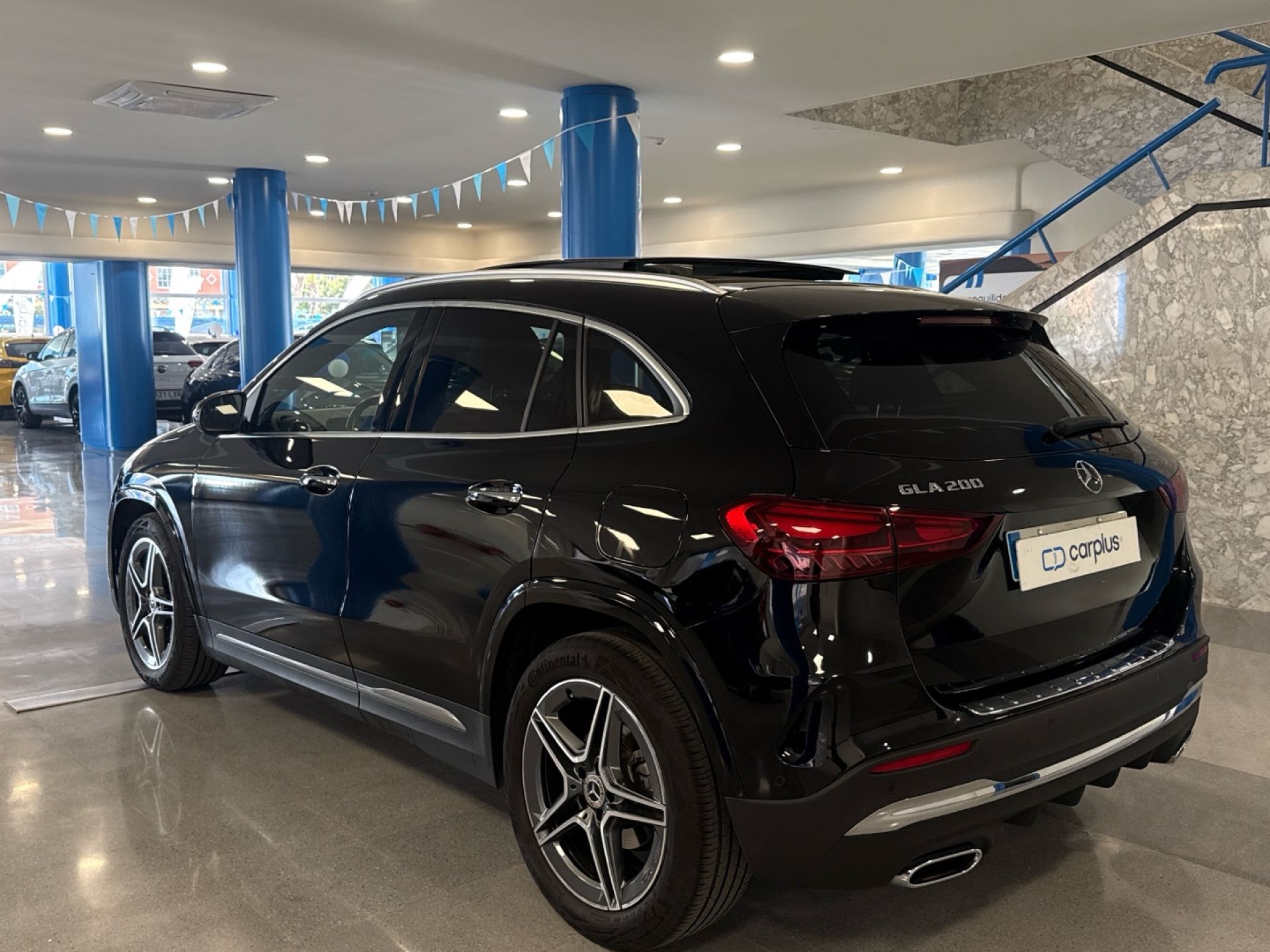 Mercedes-Benz GLA - 5