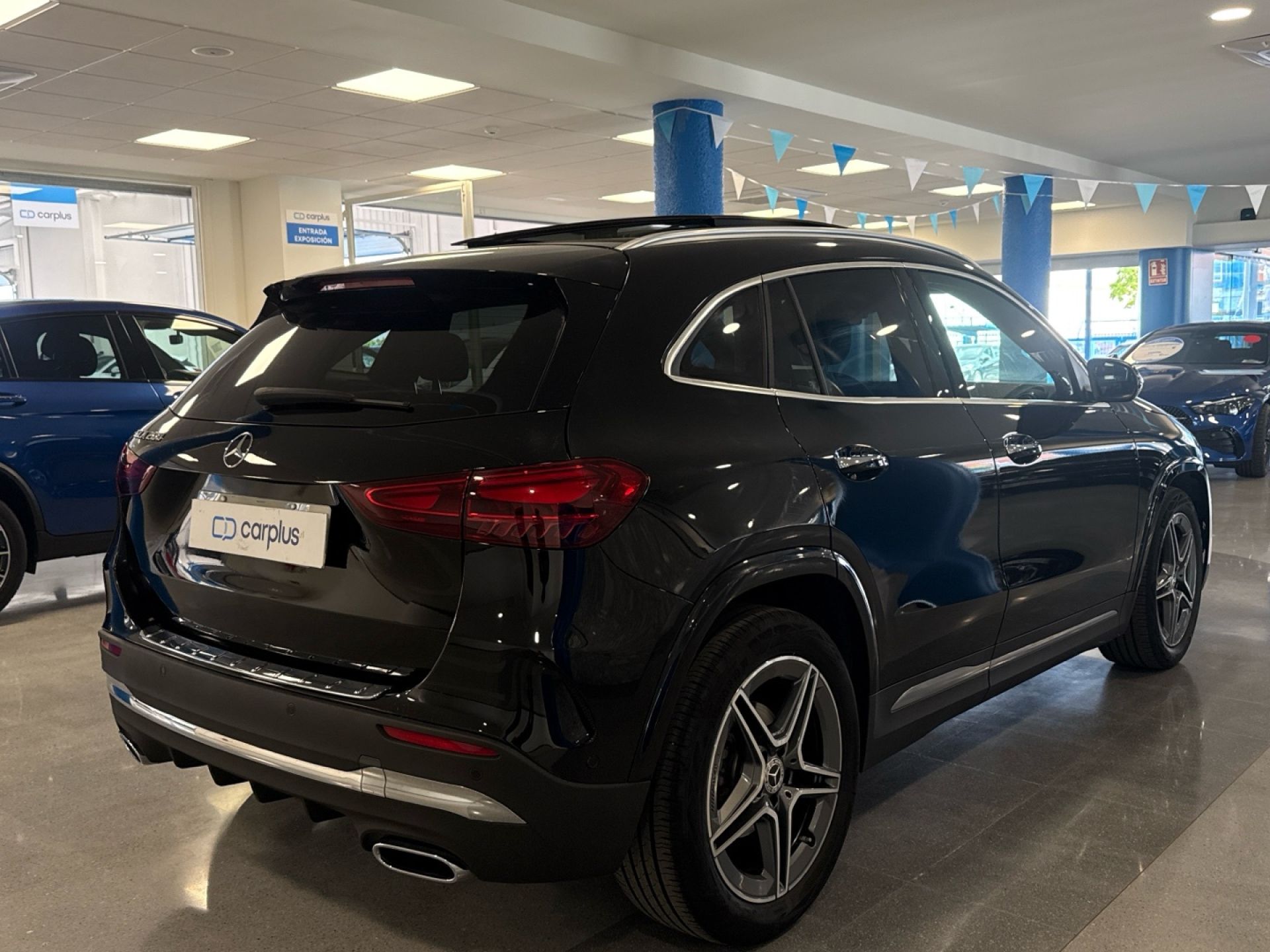 Mercedes-Benz GLA - 7