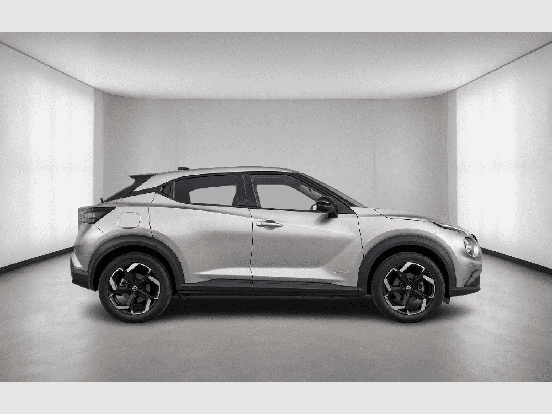 Nissan JUKE - 2