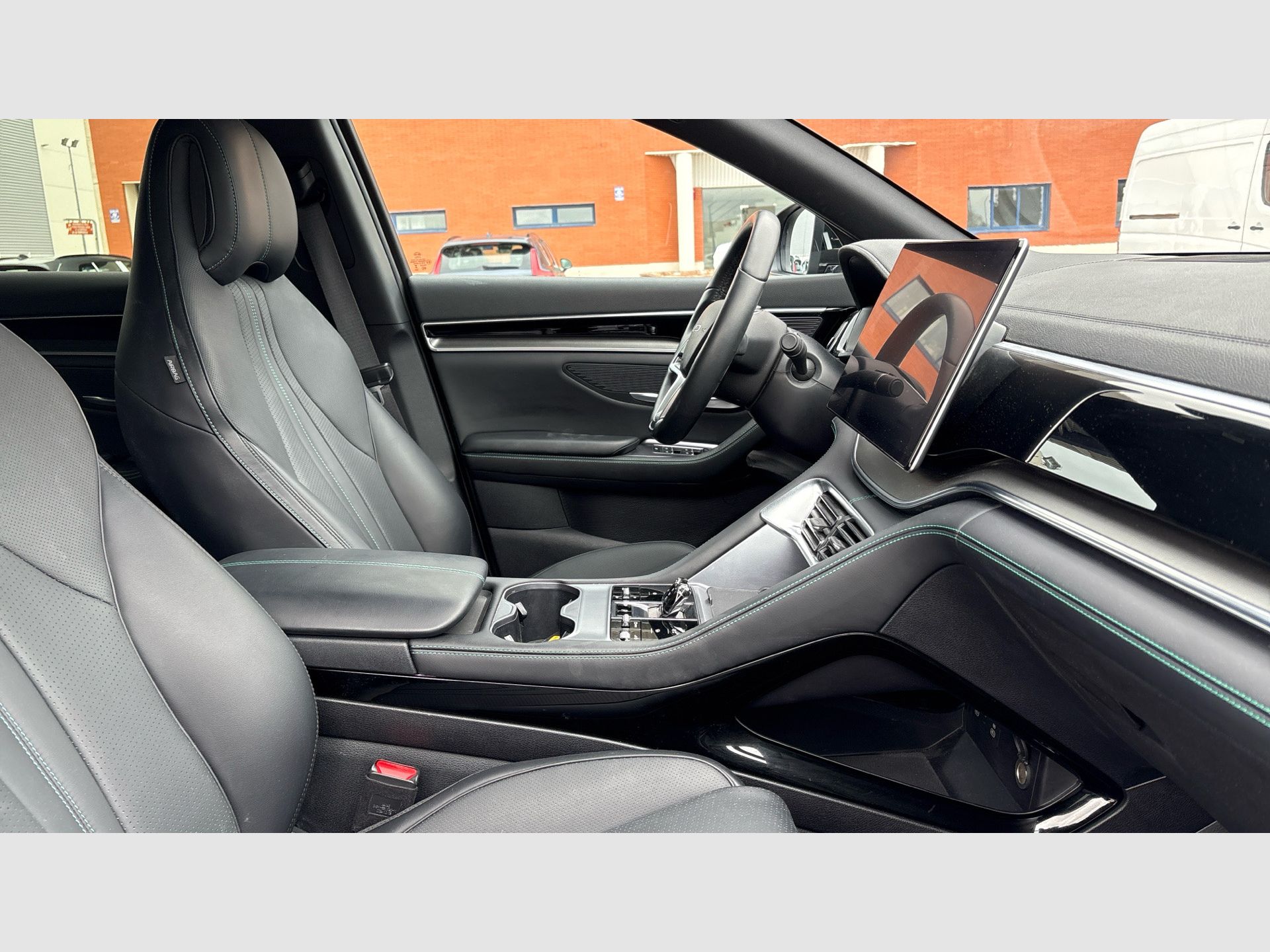 BYD Seal U DM-i - 9